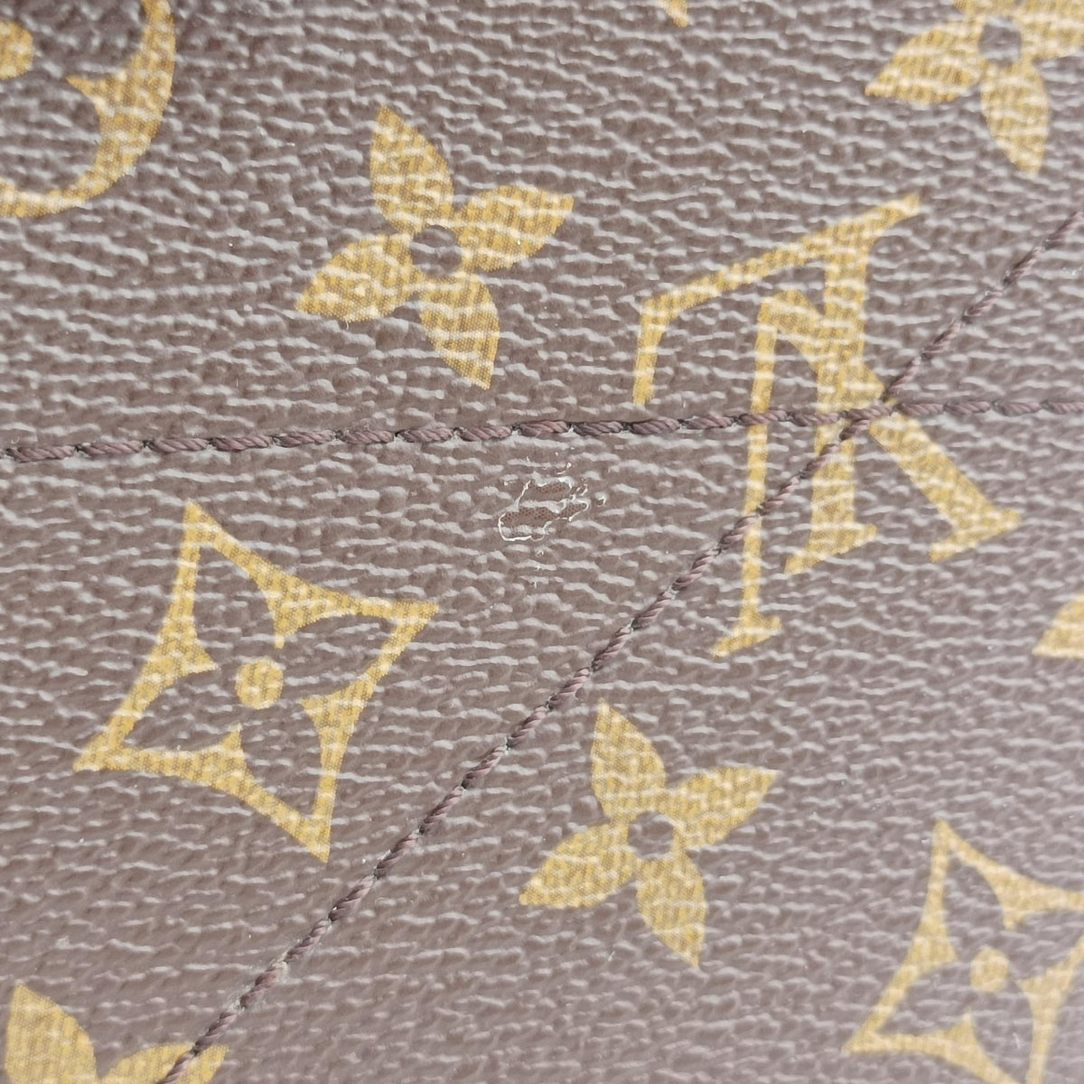 MONTAIGNE MM Brown Monogram Canvas M41056 CA2148モンテーニュMM モノグラム/ブラウン モノグラムキャンバス M41056 CA2148