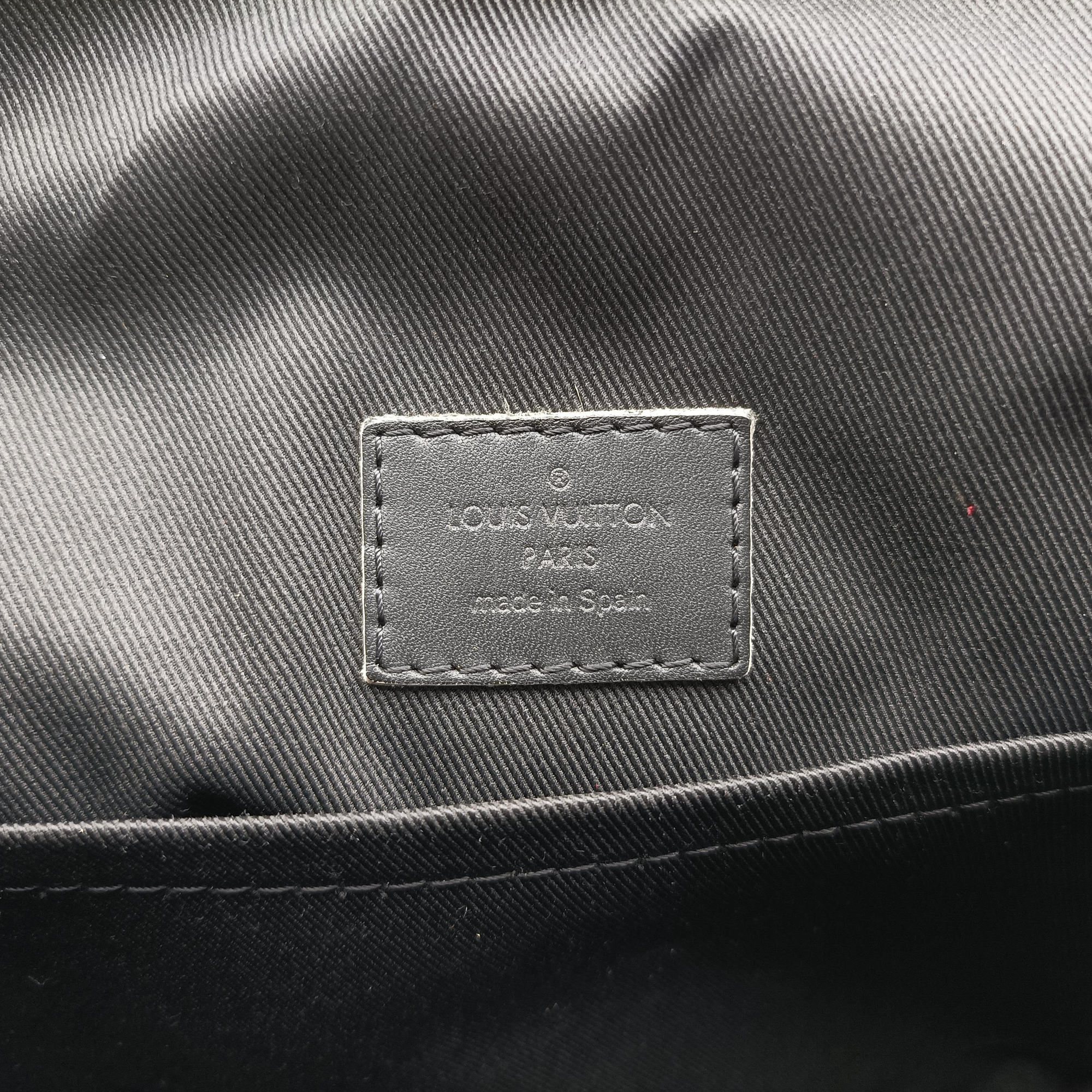 District PM Noir Damier Infini Leather N41033 CA0198ディストリクト PM ノワール ダミエアンフィニレザー N41033 CA0198