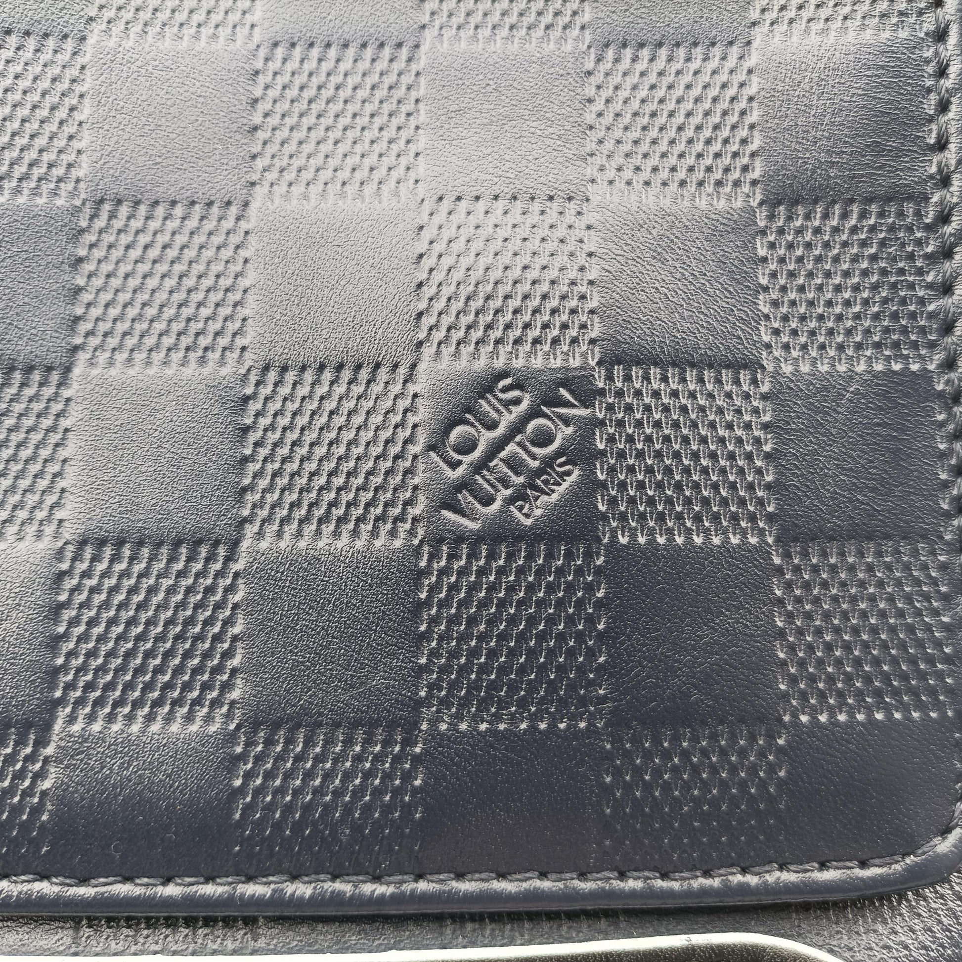 District PM Noir Damier Infini Leather N41033 CA0198ディストリクト PM ノワール ダミエアンフィニレザー N41033 CA0198