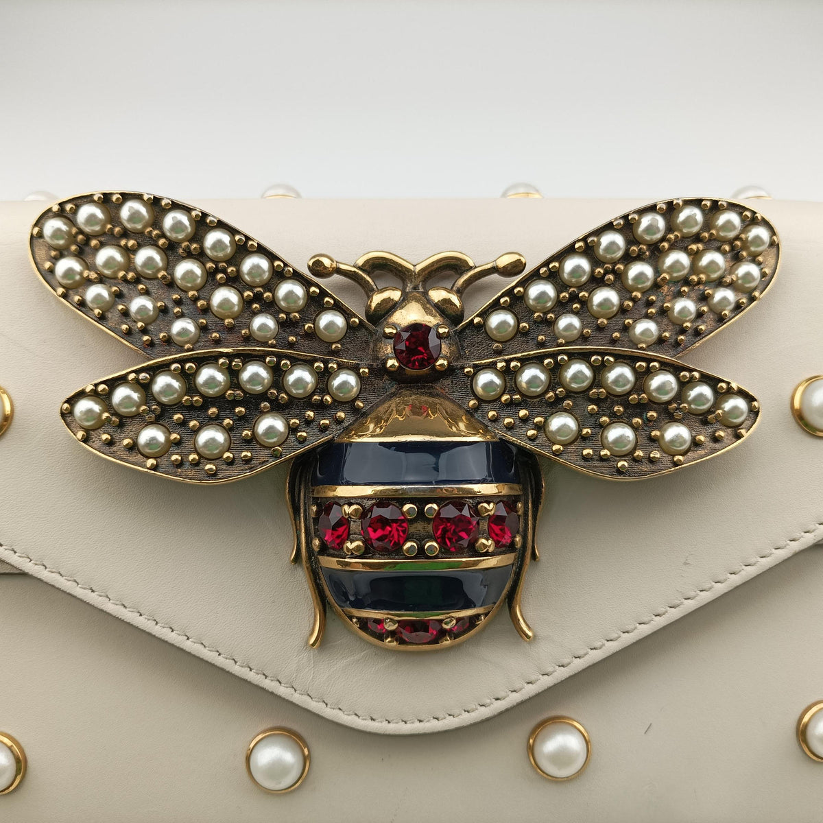 Broadway Pearl Bee White Leather 453778 F022617883ブロードウェイ パール ビー ホワイト レザー 453778 F022617883