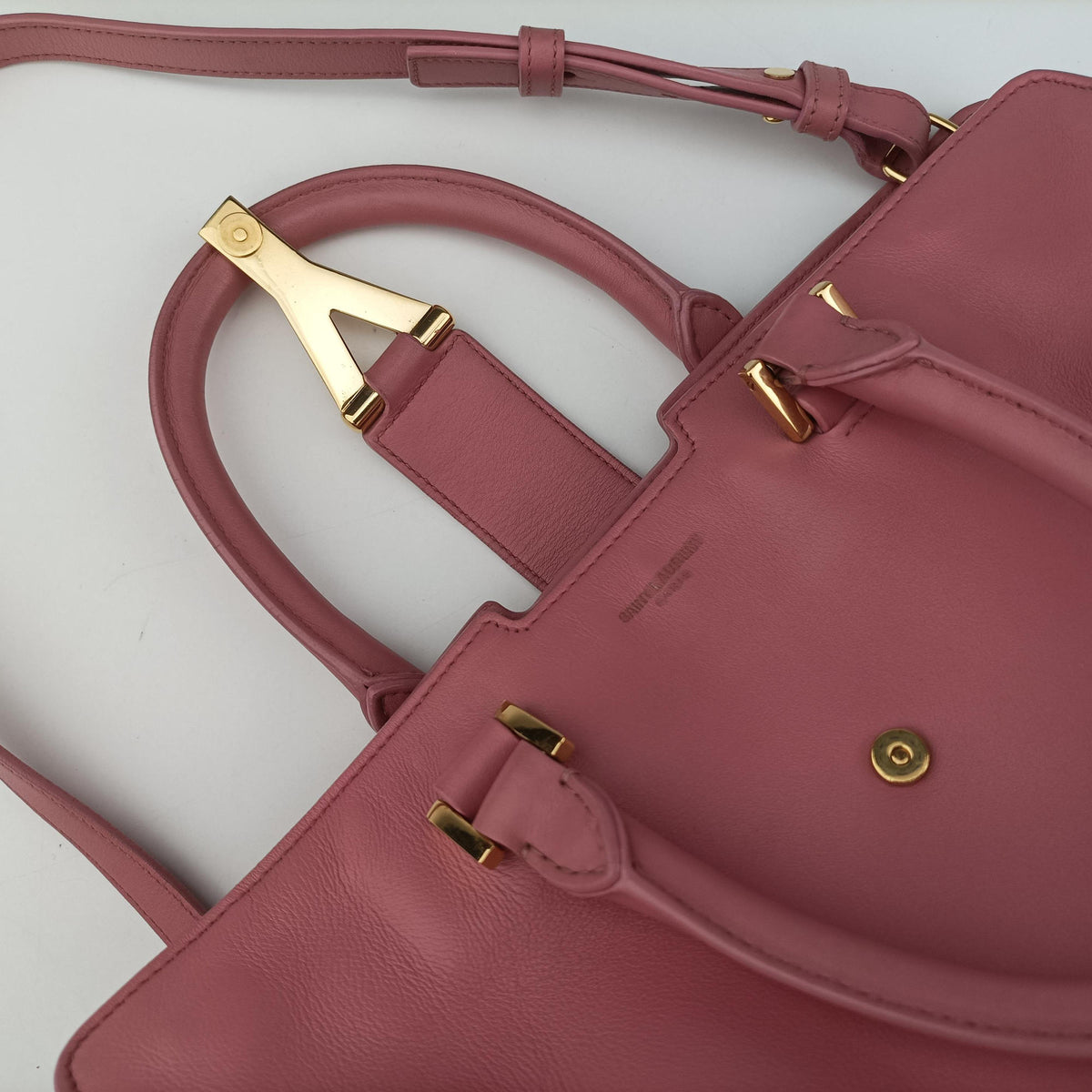 Pre-owned Yves Saint Laurent Y Ligne Petit Cabas Pink Leather 311210 shoulderbag | stylenewstar