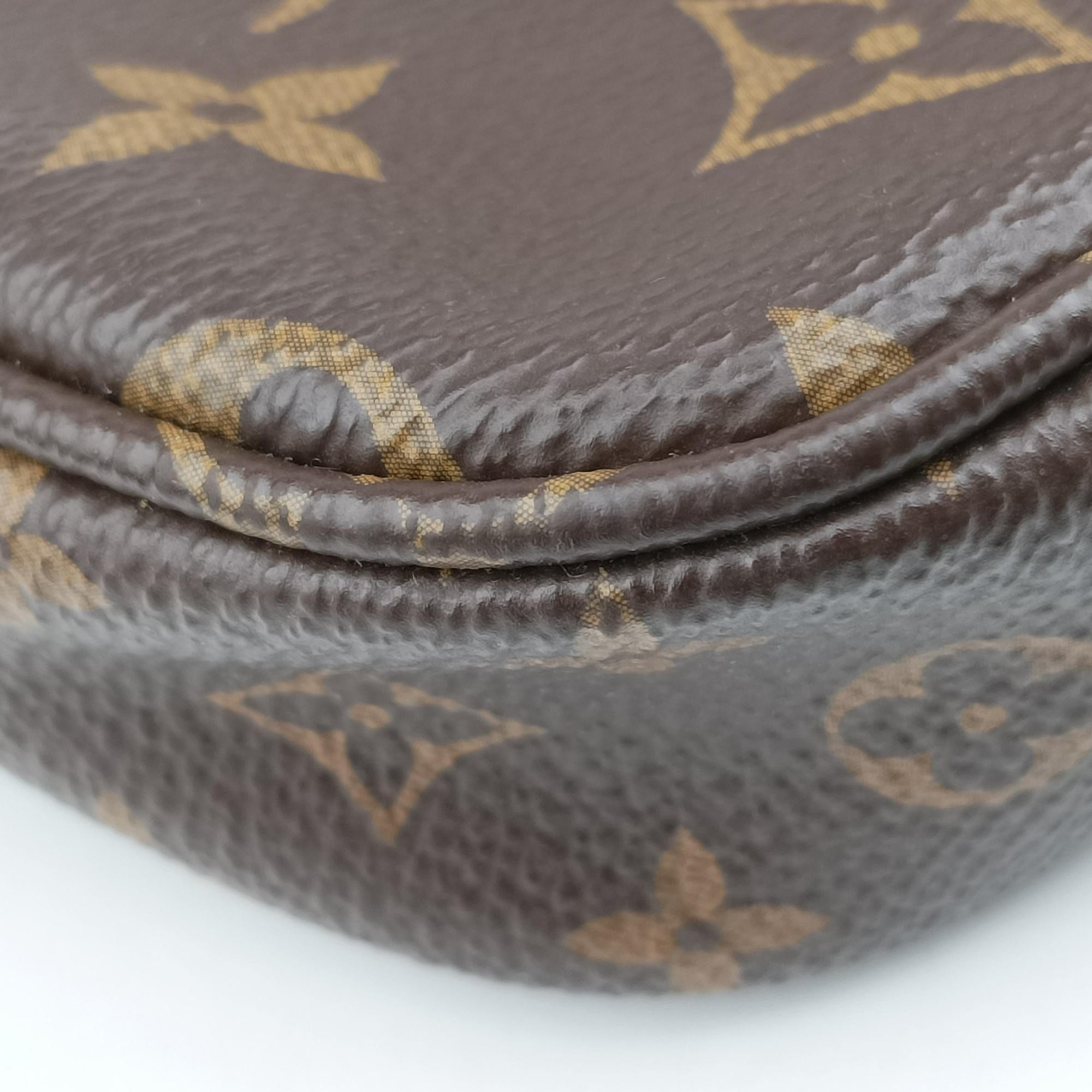 MULTI POCHETTE ACCESSOIRES MARRON×Khaki Monogram Canvas M44840 IC Chipミュルティポシェットアクセソワール マロン×カーキ モノグラムキャンバス M44840 ICチップ