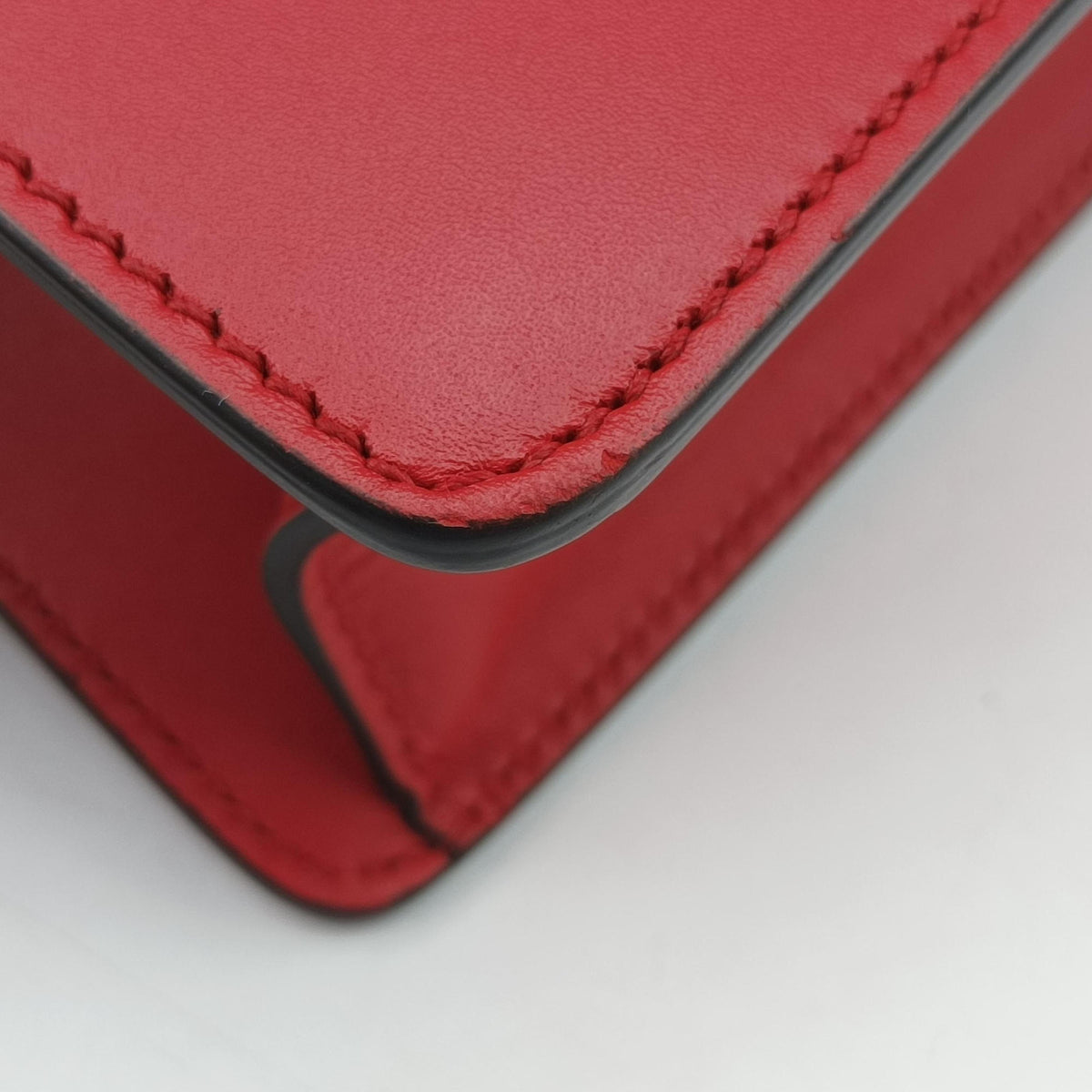 Sylvie Red×navy Leather 421882 I019562079シルヴィ レッド×ネイビー レザー 421882 I019562079