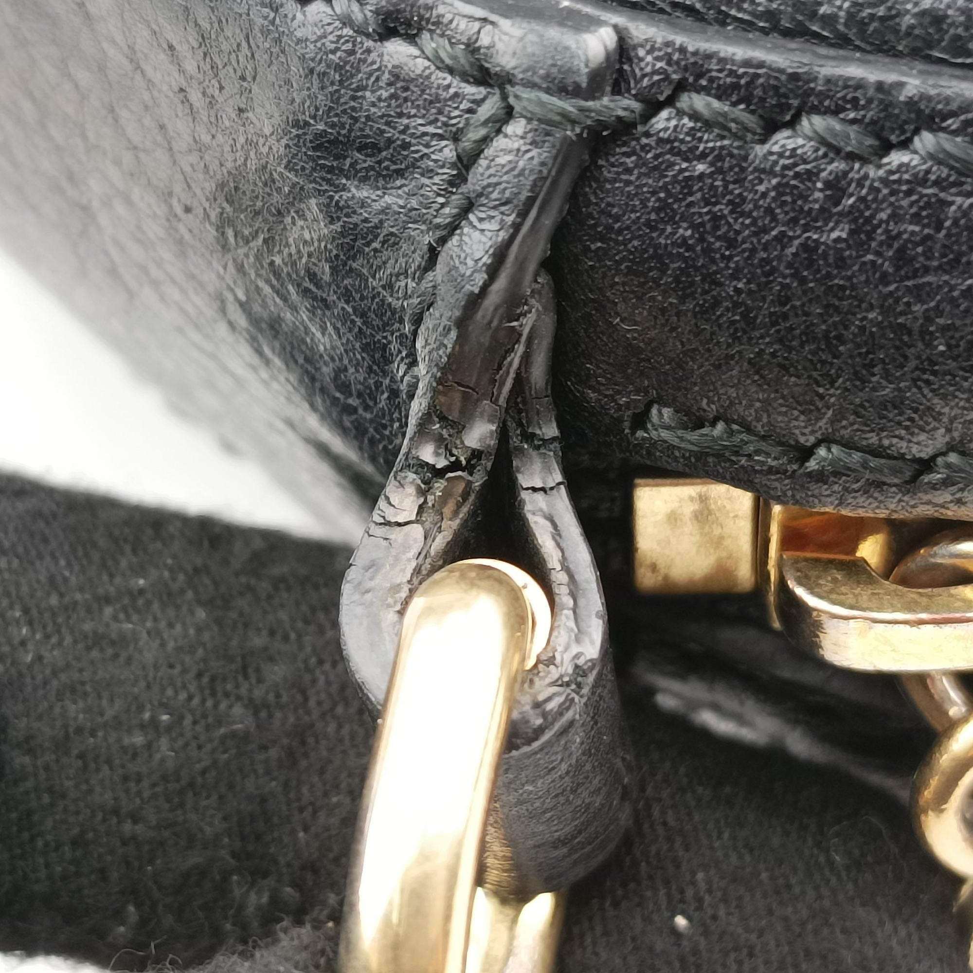 Ophidia Black Leather 550618 F029150948オフィディア ブラック レザー 550618 F029150948