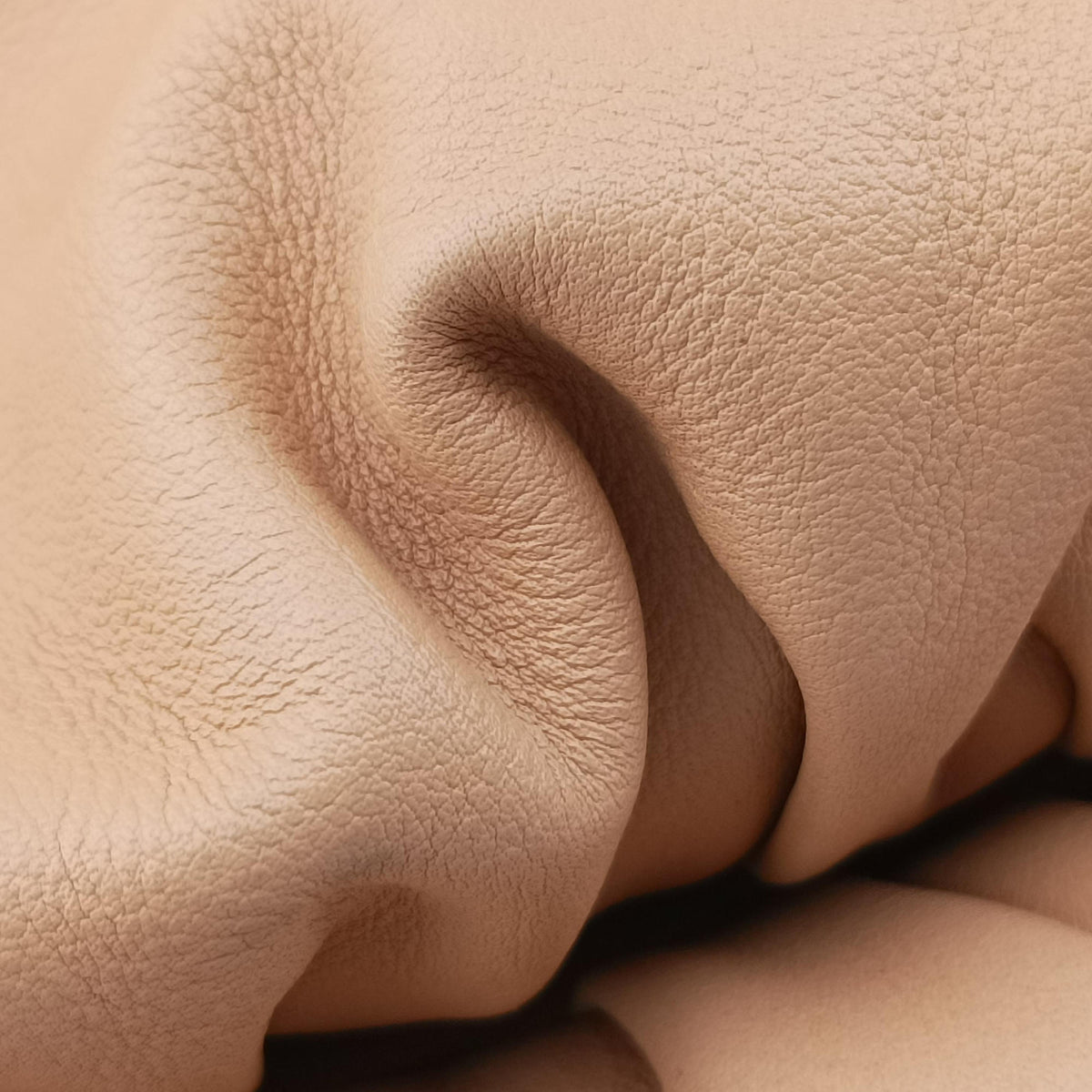 Secondhand Bottega Veneta The Chain Pouch Camel lambskin  shoulderbag | stylenewstar
