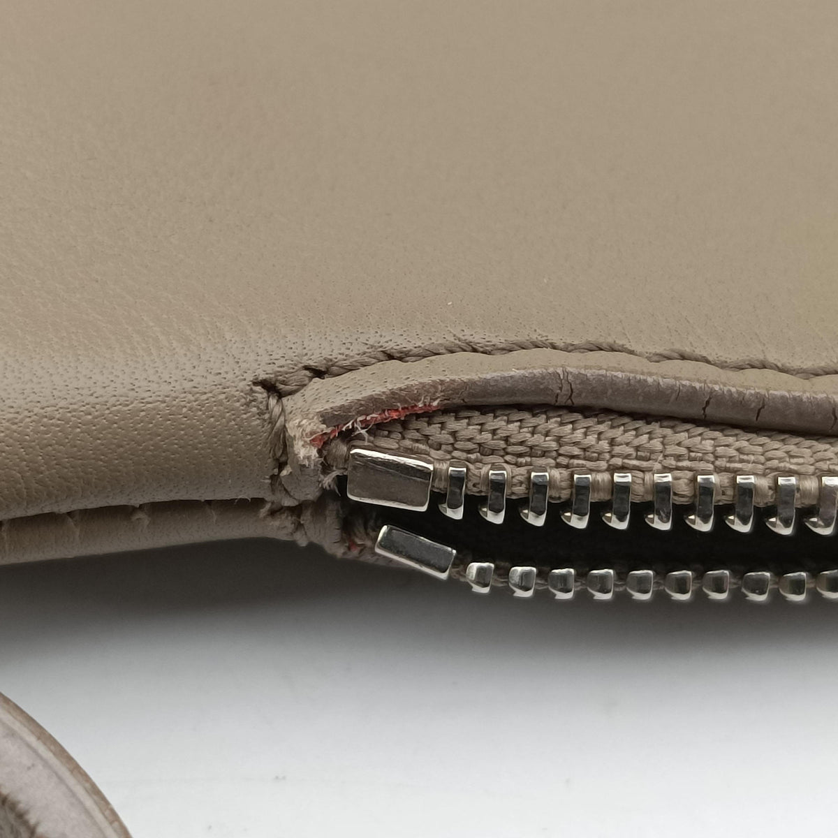 Pre-owned Celine Fortune cookie khaki Leather  shoulderbag | stylenewstar