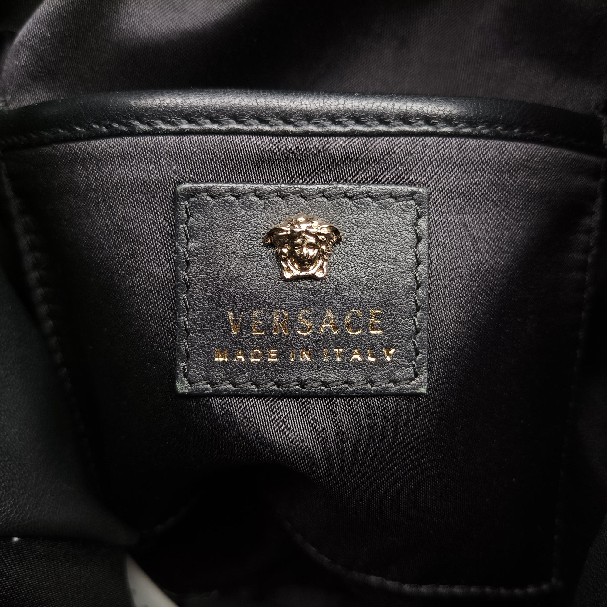 La Medusa Black Leather CLG580 379 075 120ラ メドゥーサ ブラック レザー CLG580 379 075 120
