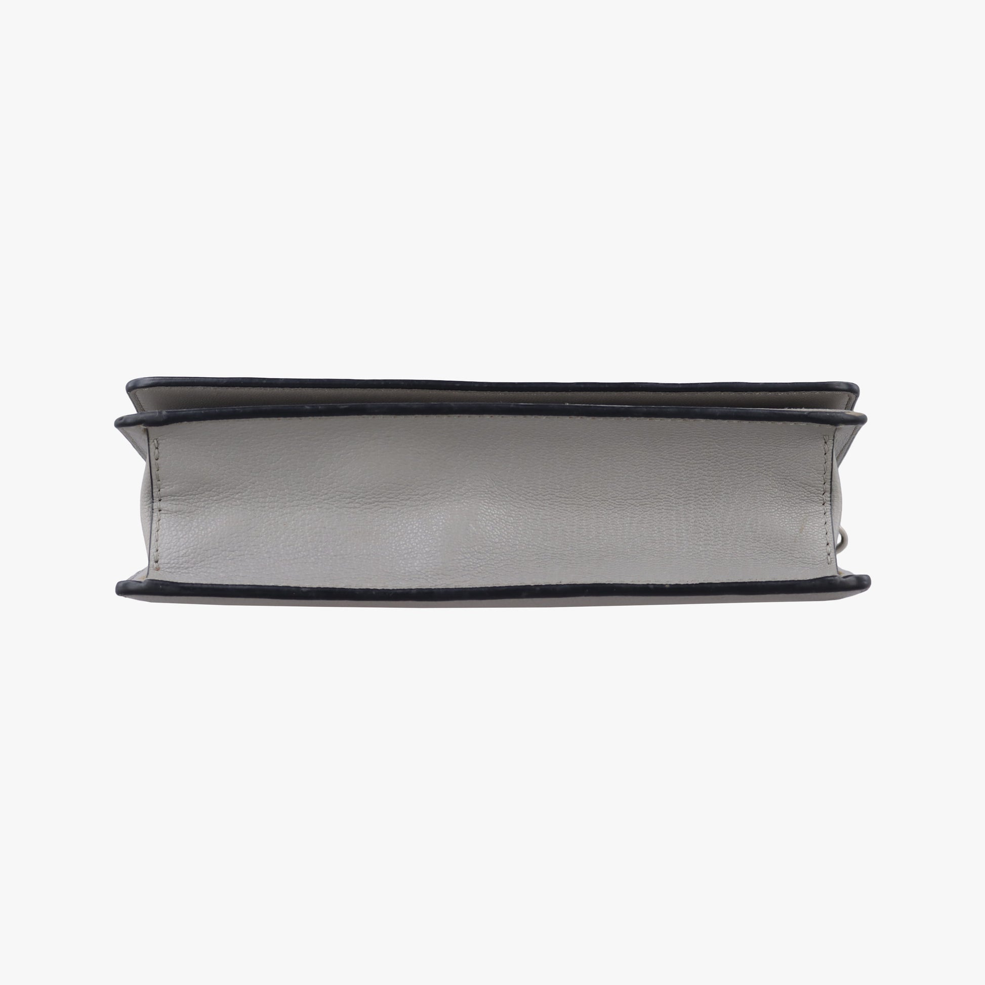 Logo Chain Grey Leather GU0154ロゴチェーン グレー レザー GU0154