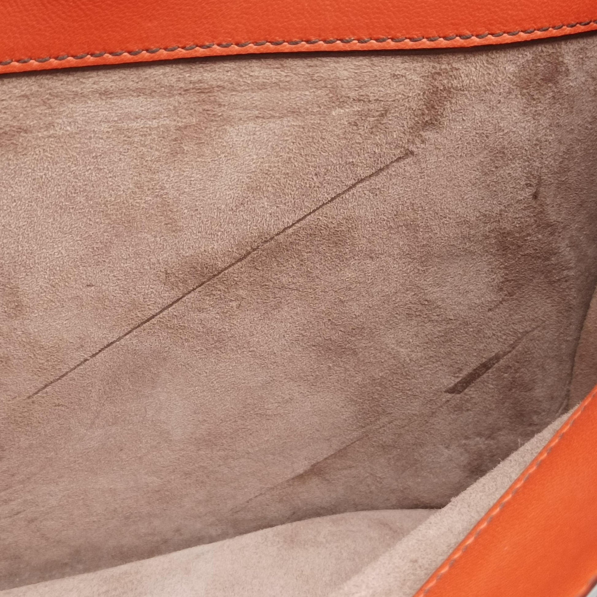 Intrecciato OrangeRed lambskin B04579736Xイントレチャート オレンジレッド ラムスキン B04579736X