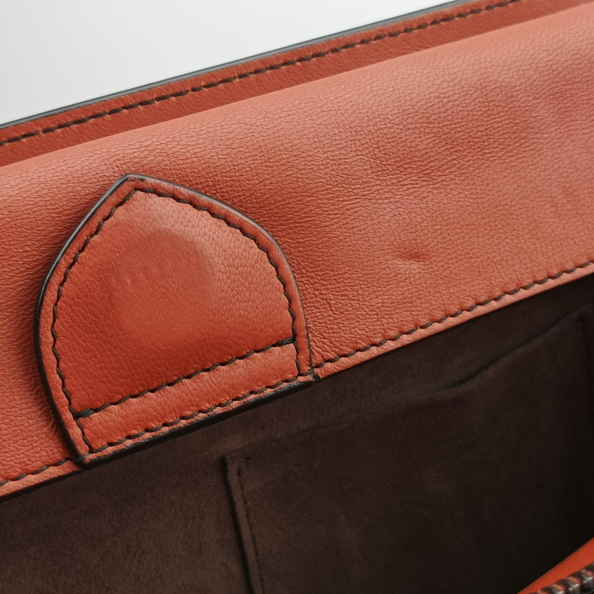 Intrecciato OrangeRed lambskin B04579736Xイントレチャート オレンジレッド ラムスキン B04579736X