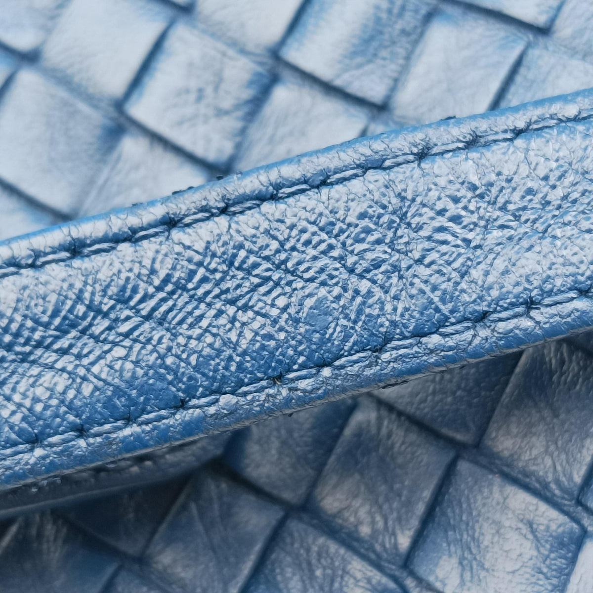 Garuda Intrecciato Blue lambskin 179320 B02918652Vガルダ イントレチャート ブルー ラムスキン 179320 B02918652V