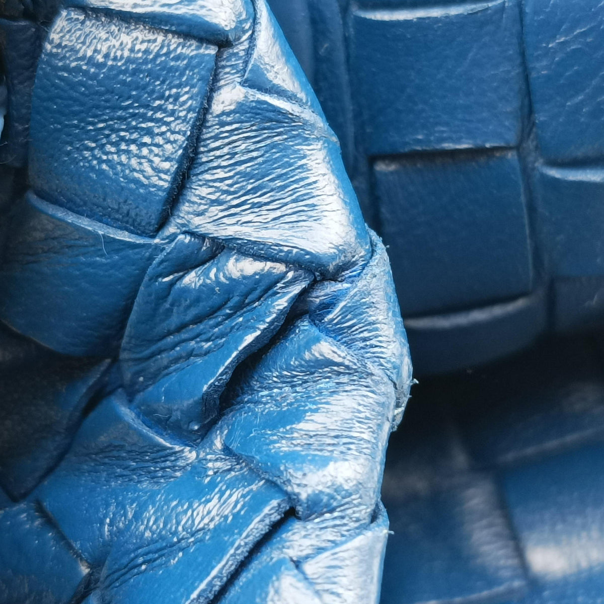 Garuda Intrecciato Blue lambskin 179320 B02918652Vガルダ イントレチャート ブルー ラムスキン 179320 B02918652V