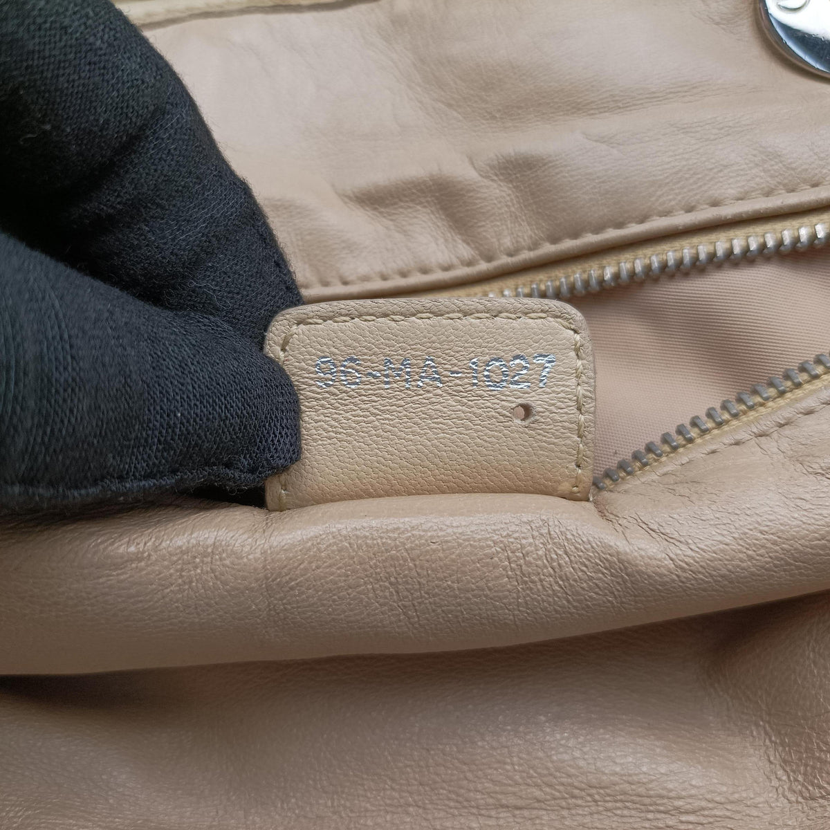 Lady Dior Avenue Tote Beige lambskin 96-MA-1027レディ ディオール アベニュー トート ベージュ ラムスキン 96-MA-1027