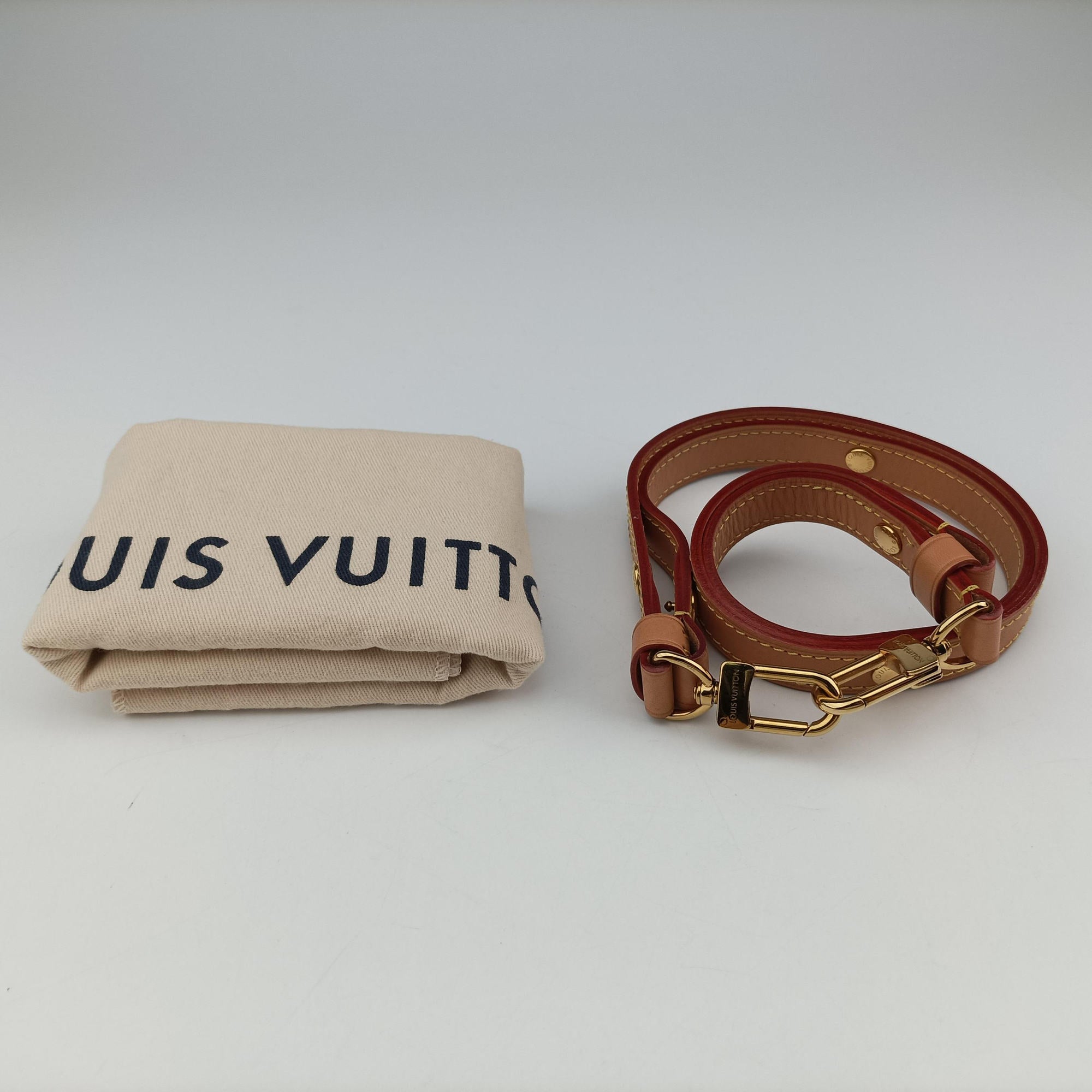 Pre-owned Louis Vuitton LOOP Brown×Beige Monogram Canvas M81098 shoulderbag | stylenewstar
