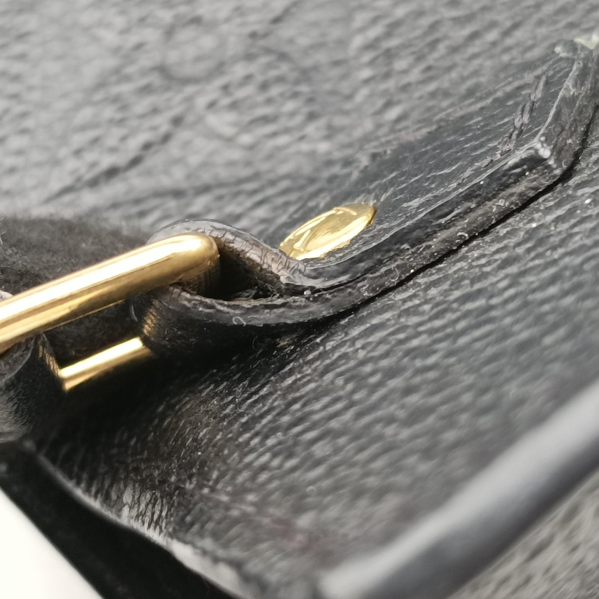 Petite Sac Plat Noir Monogram Empreinte M81417 IC Chipプティットサックプラ ノワール モノグラムアンプラント M81417 ICチップ
