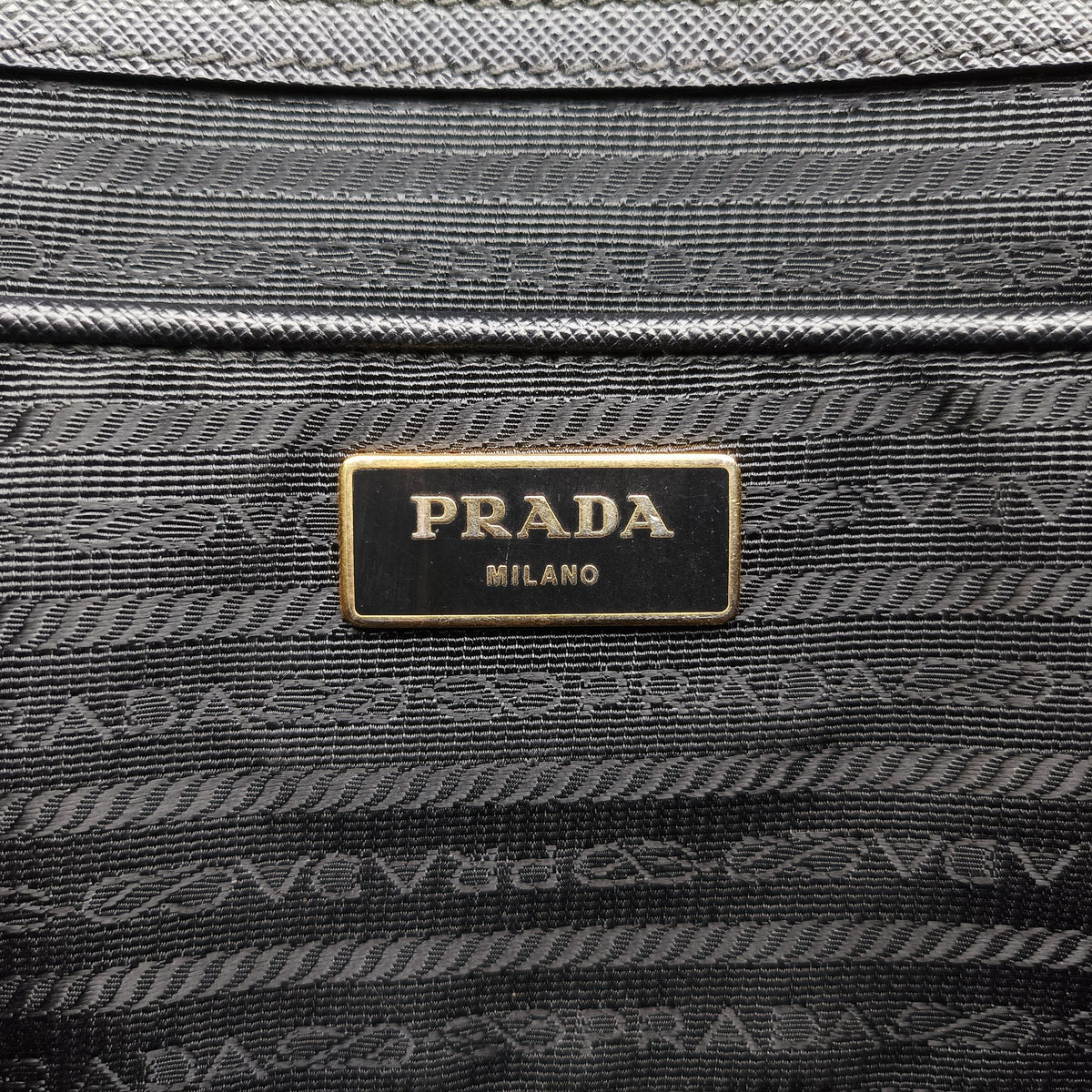 Galleria Black SAFFIANO　Leather BN1802 117ガレリア ブラック サフィアーノレザー BN1802 117