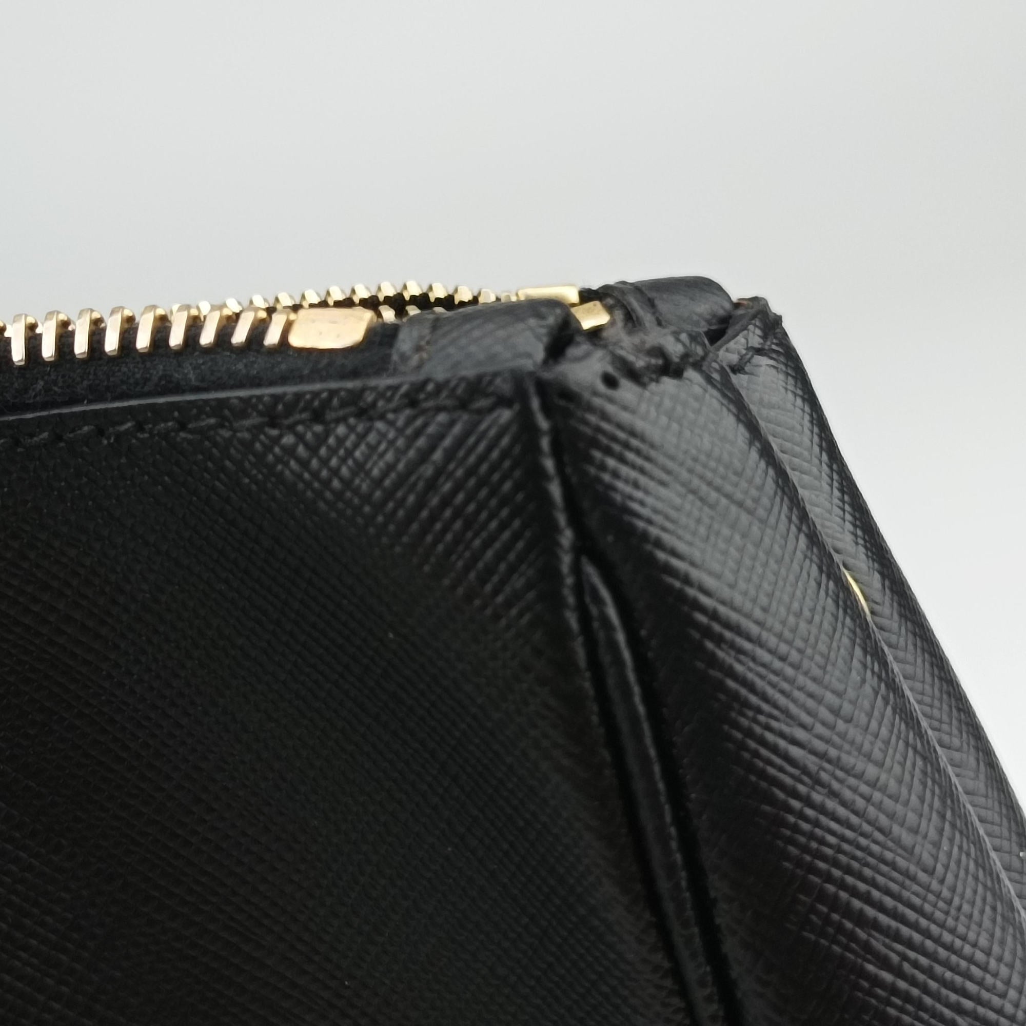 Galleria Black SAFFIANO　Leather BN1802 117ガレリア ブラック サフィアーノレザー BN1802 117