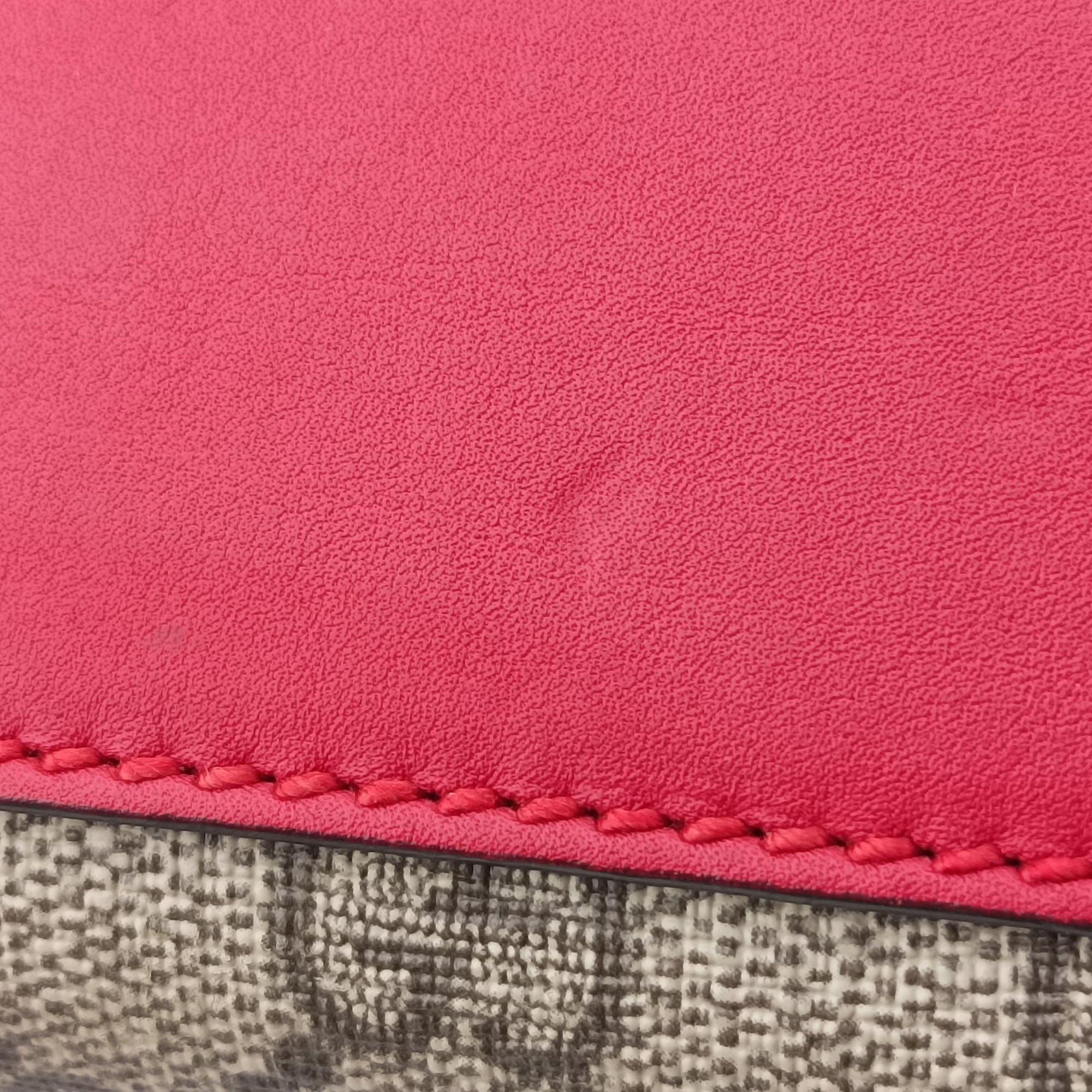 Padlock Beige×red×pink PVC coated canvas×Leather 409487 F023667693パドロック ベージュ×レッド×ピンク PVCコーティングキャンバス×レザー 409487 F023667693