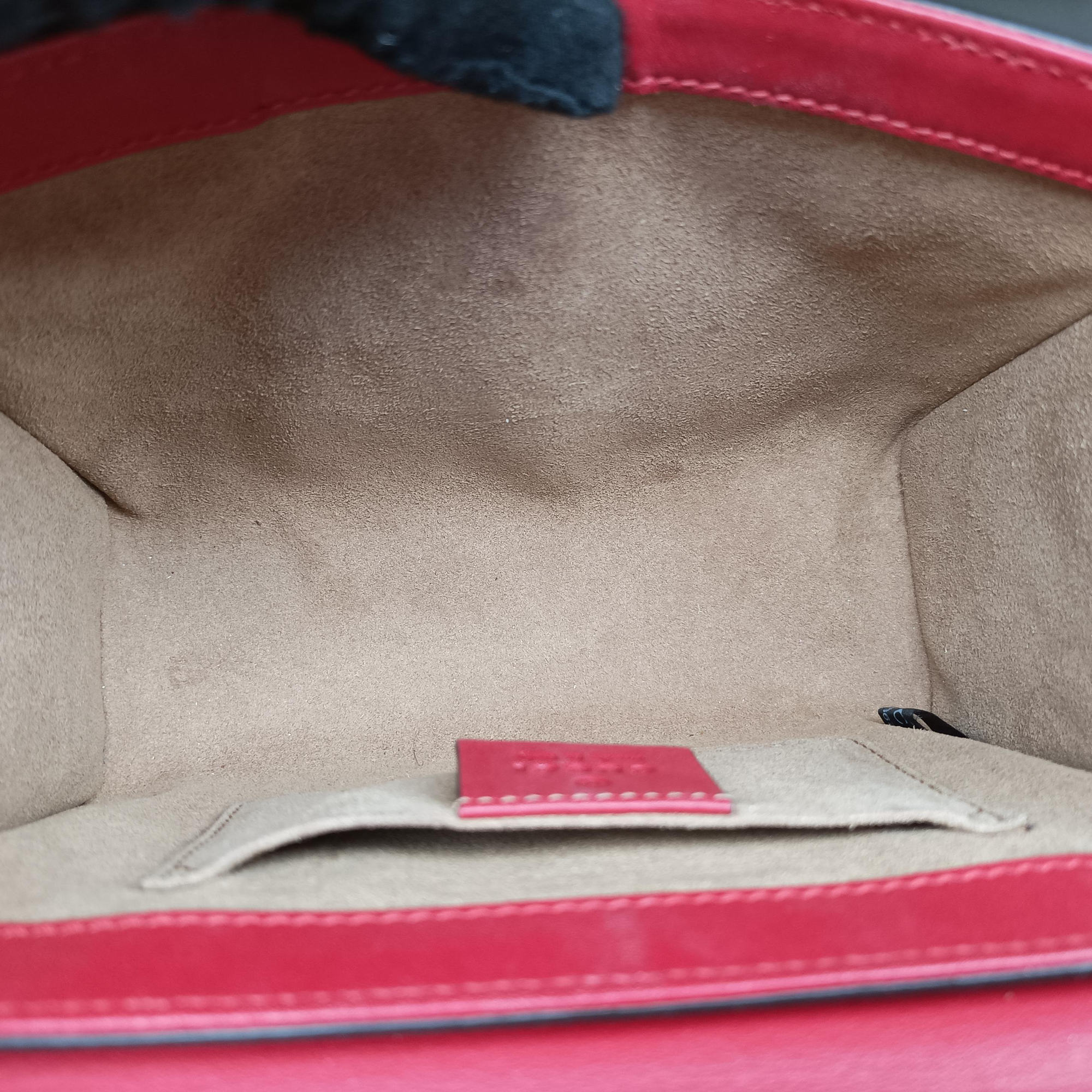 Padlock Beige×red×pink PVC coated canvas×Leather 409487 F023667693パドロック ベージュ×レッド×ピンク PVCコーティングキャンバス×レザー 409487 F023667693