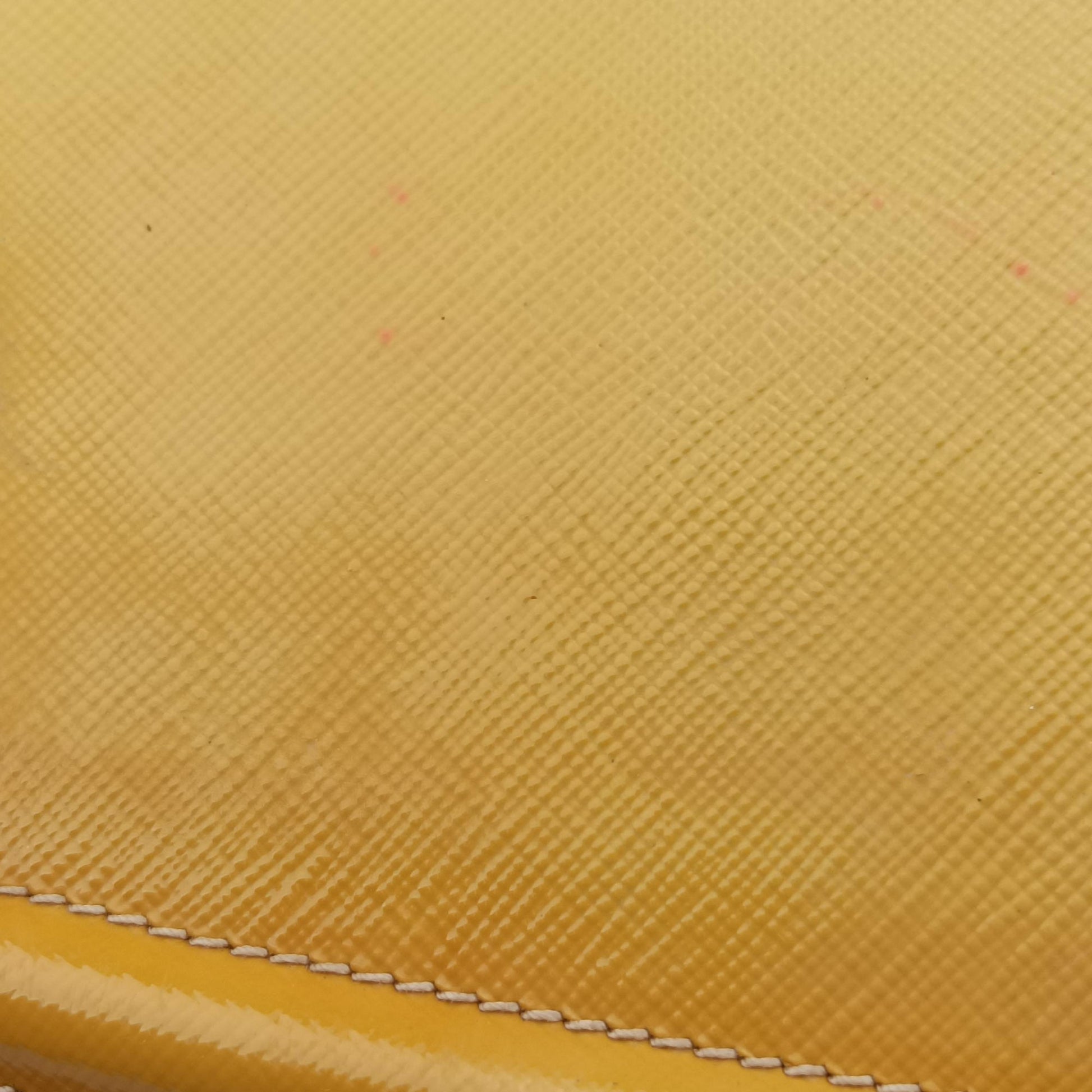 Parabole Tote Yellow SAFFIANO Leather BN2411 7 Bパラボラトート イエロー サフィアーノレザー BN2411 7 B