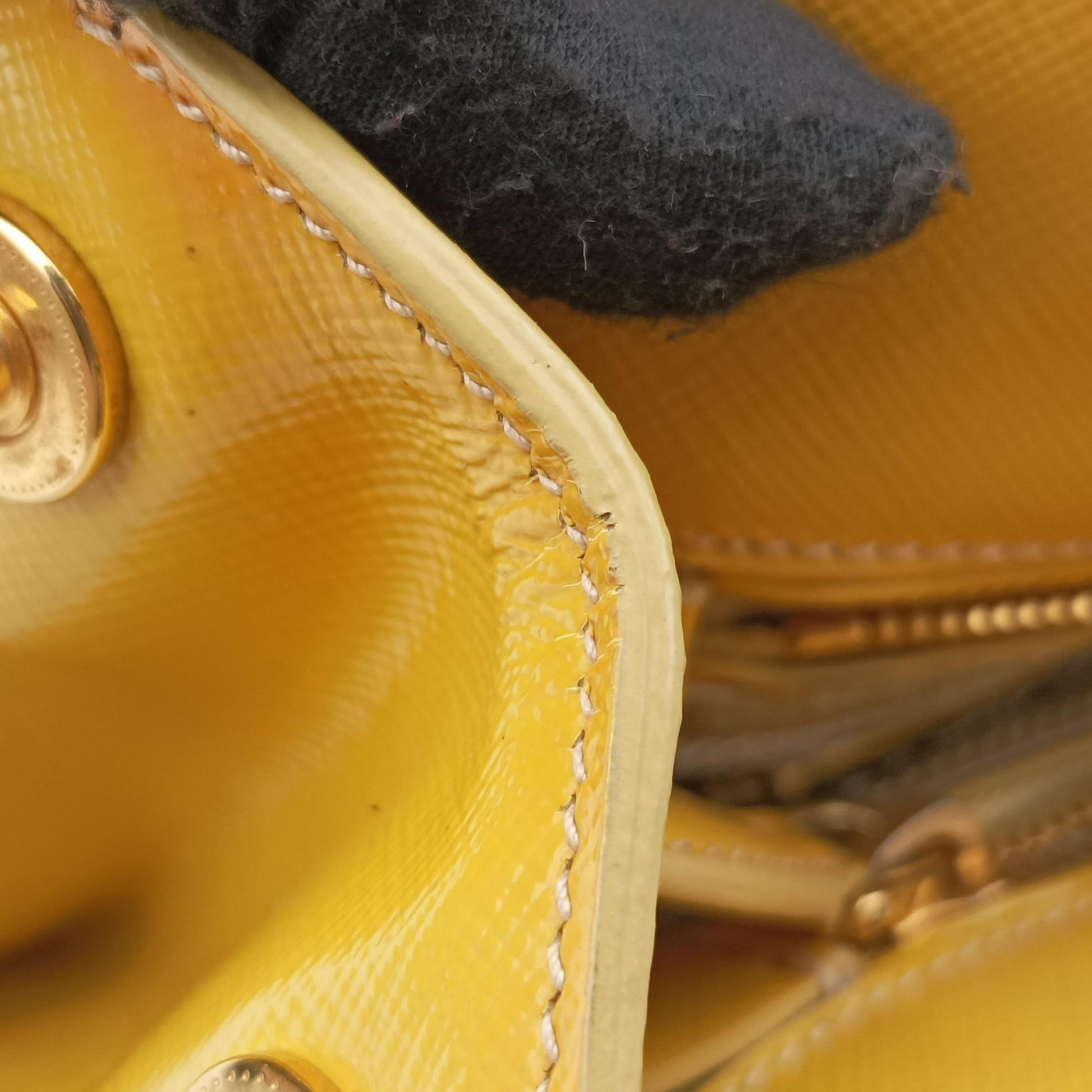 Parabole Tote Yellow SAFFIANO Leather BN2411 7 Bパラボラトート イエロー サフィアーノレザー BN2411 7 B