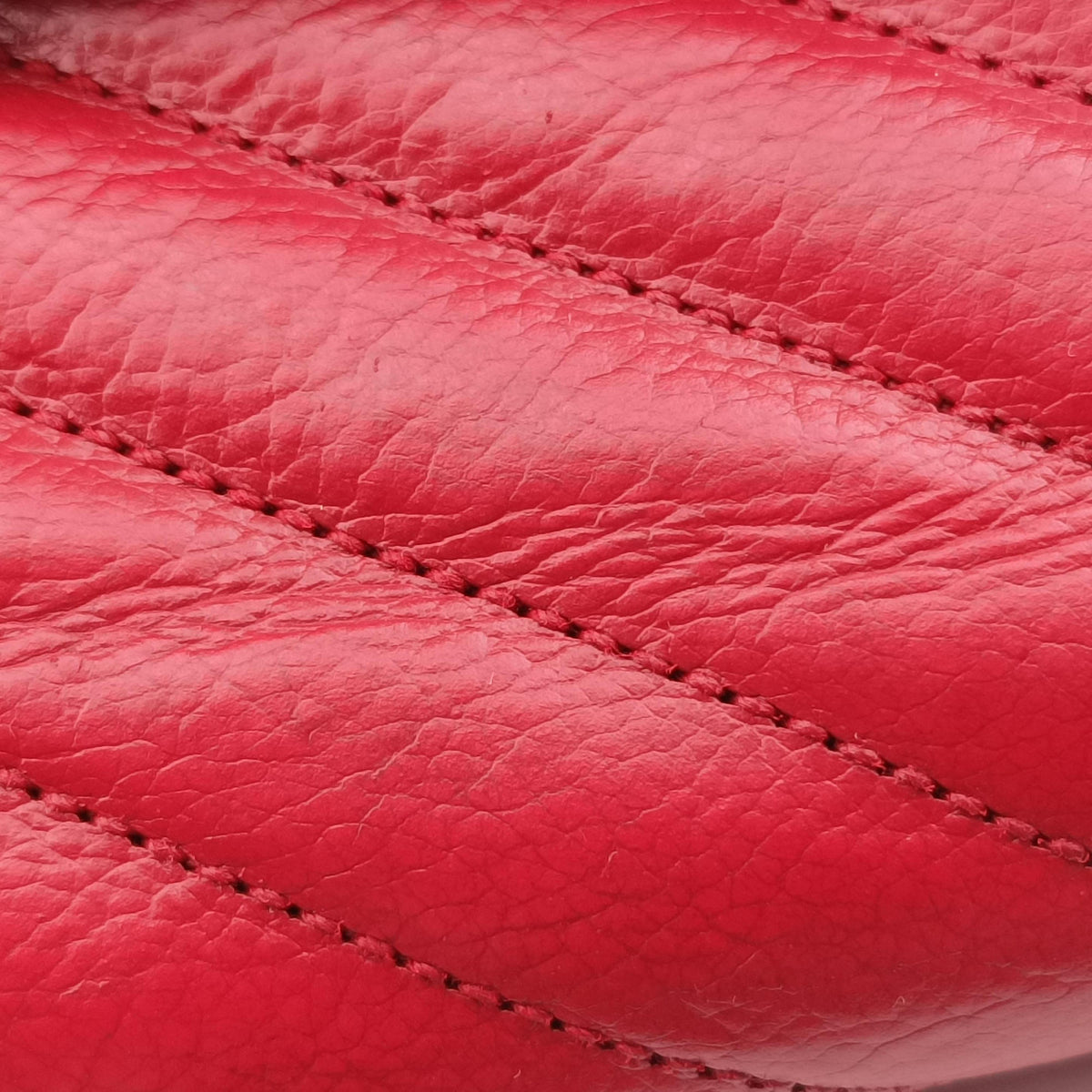 Pre-owned Yves Saint Laurent COLLEGE Red Leather 428056 shoulderbag | stylenewstar