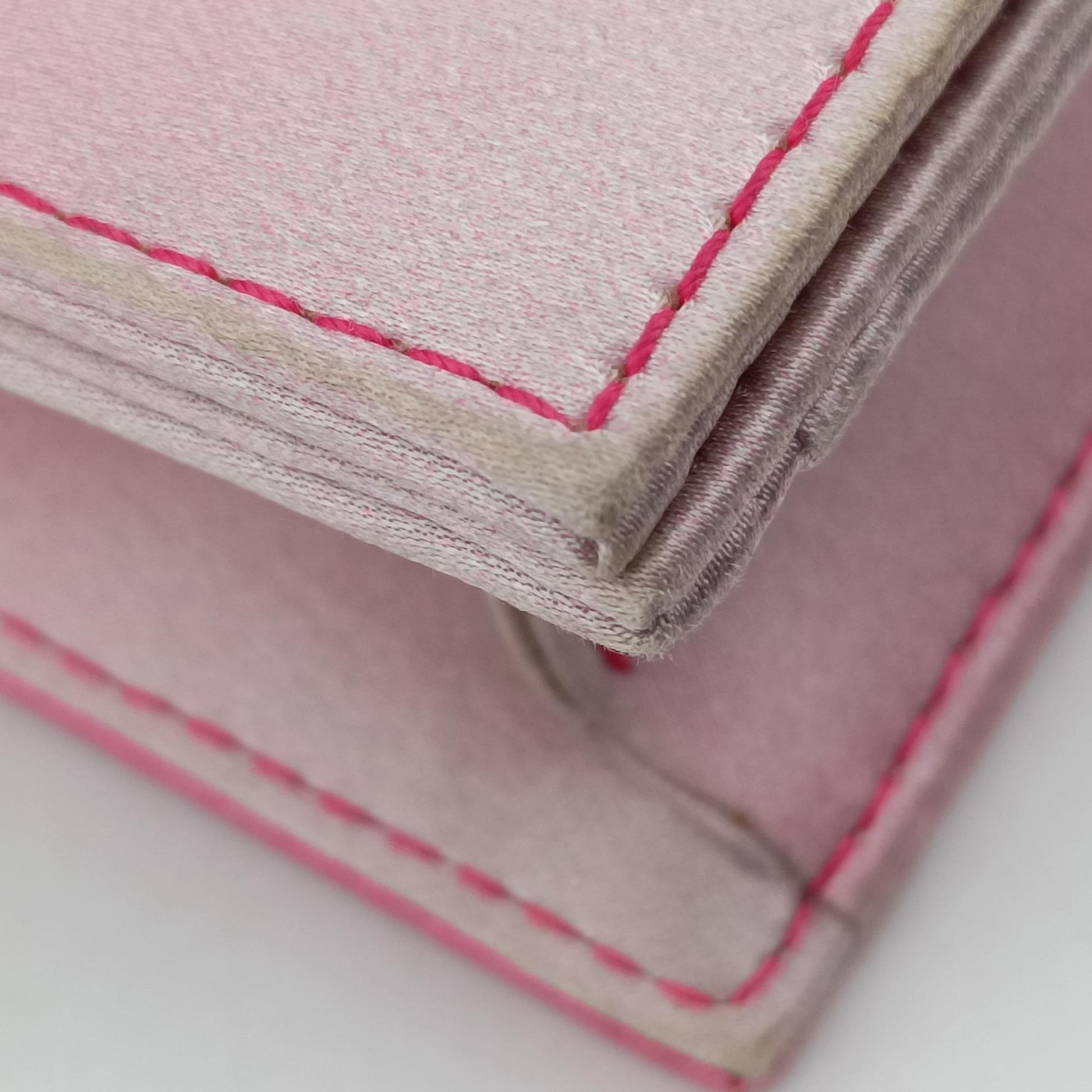 Christian Dior Parfums Promotional Clutch Pouch Pink Satin 11-MA-0145ディオール ノベルティ 2つ折りクラッチポーチ ピンク サテン 11-MA-0145