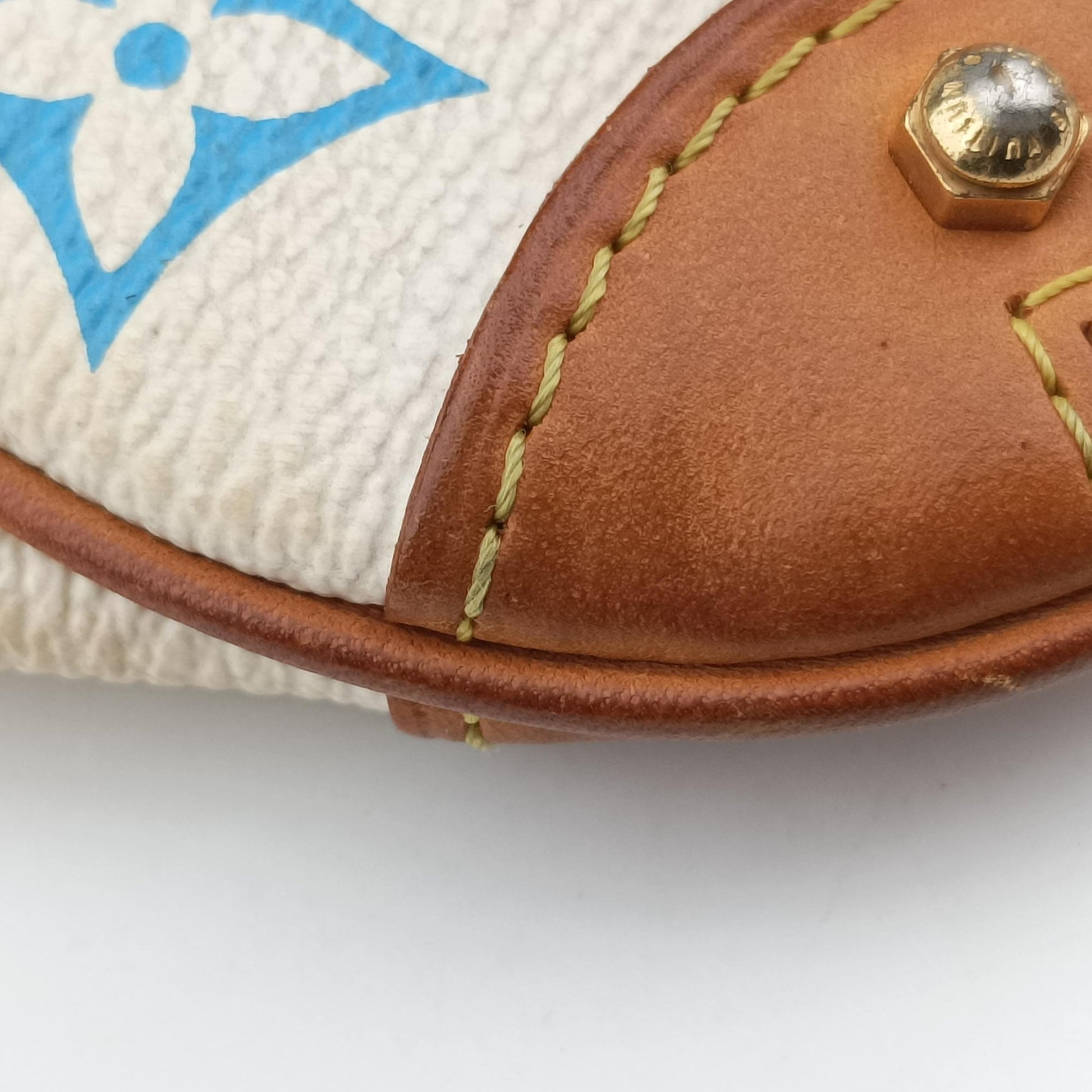 Pochette Mira MM Pouch white Monogram Multicolor M60096 AA0039ポシェット ミラMM ブロン モノグラム マルチカラー M60096 AA0039