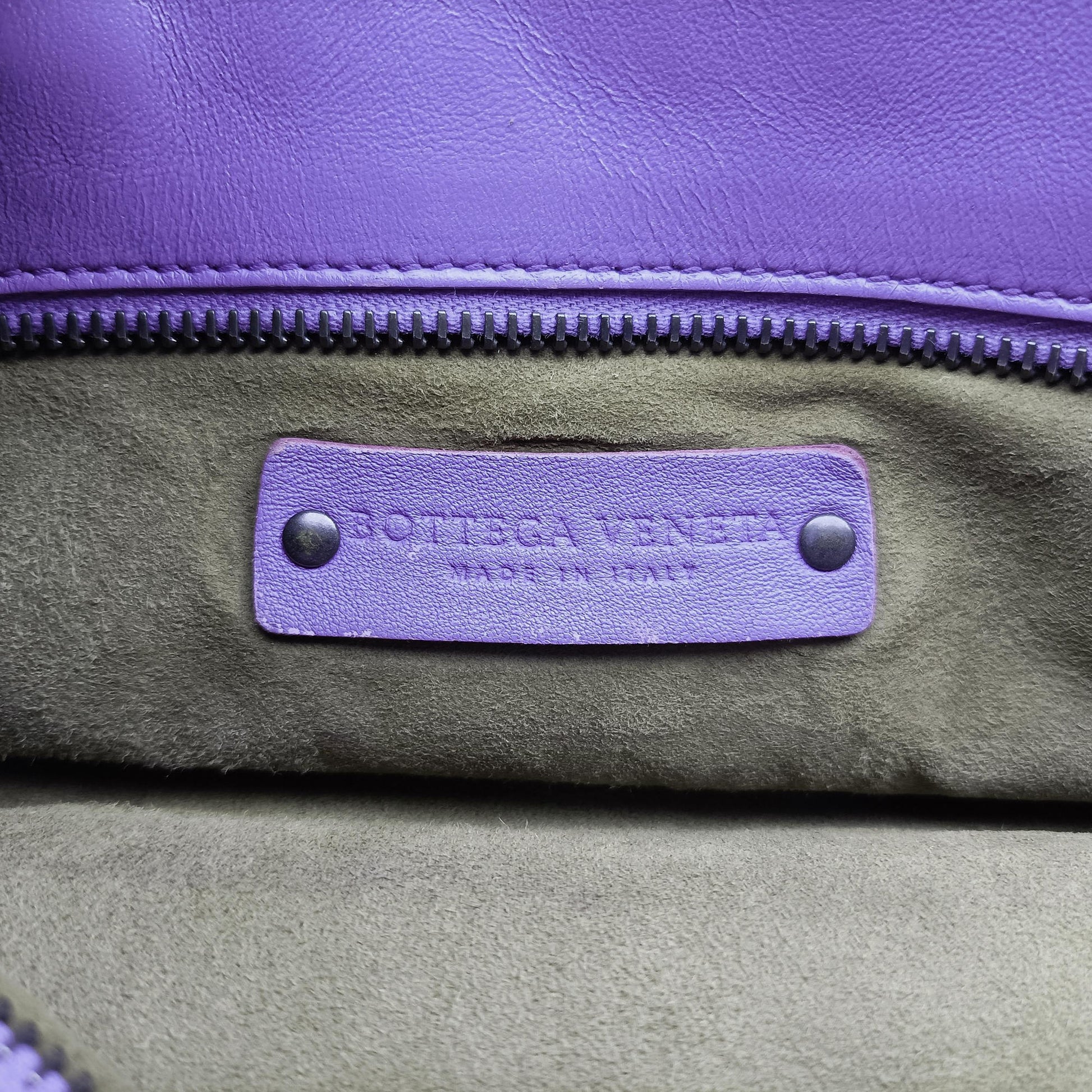 Intrecciato Purple lambskin B05989510Nイントレチャート パープル ラムスキン B05989510N