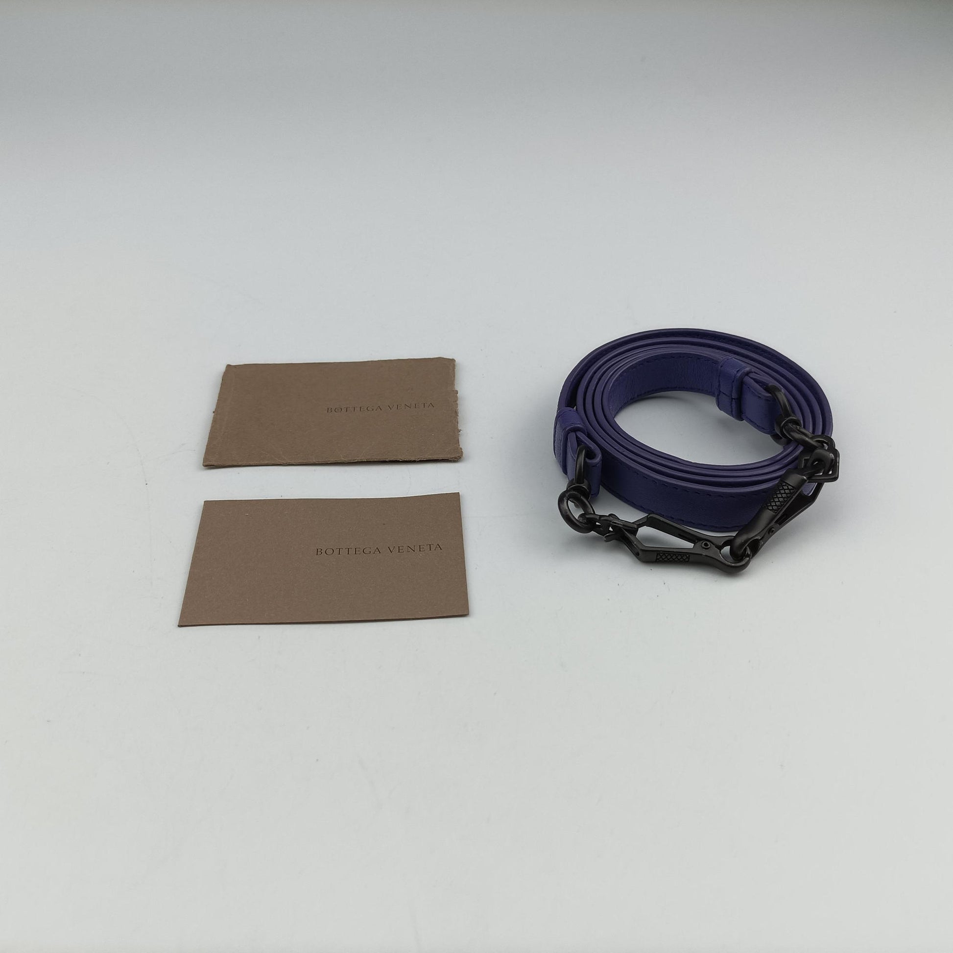 Intrecciato Purple lambskin B05989510Nイントレチャート パープル ラムスキン B05989510N
