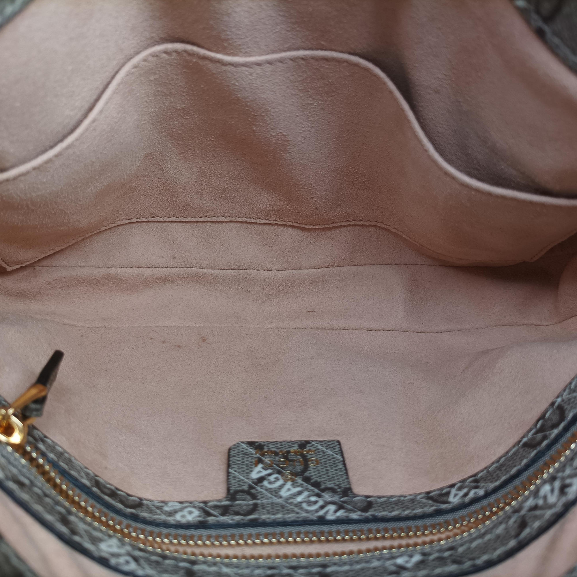 Balenciaga collaboration The Hacker Project Jackie 1961 beige×red×green PVC coated canvas 636706 B036566438バレンシアガ コラボ ザ ハッカー プロジェクト ジャッキー 1961 ベージュ×レッド×グリーン PVCコーティングキャンバス 636706 B036566438