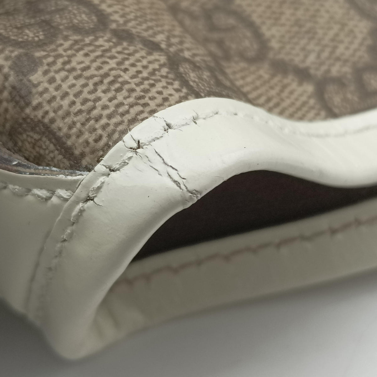 GG Supreme GG Plus heart flower beige×white PVC coated canvas×Leather 197953 C2795417GGスプリーム GGプラス ハート フラワー ベージュ×ホワイト PVCコーティングキャンバス×レザー 197953 C2795417