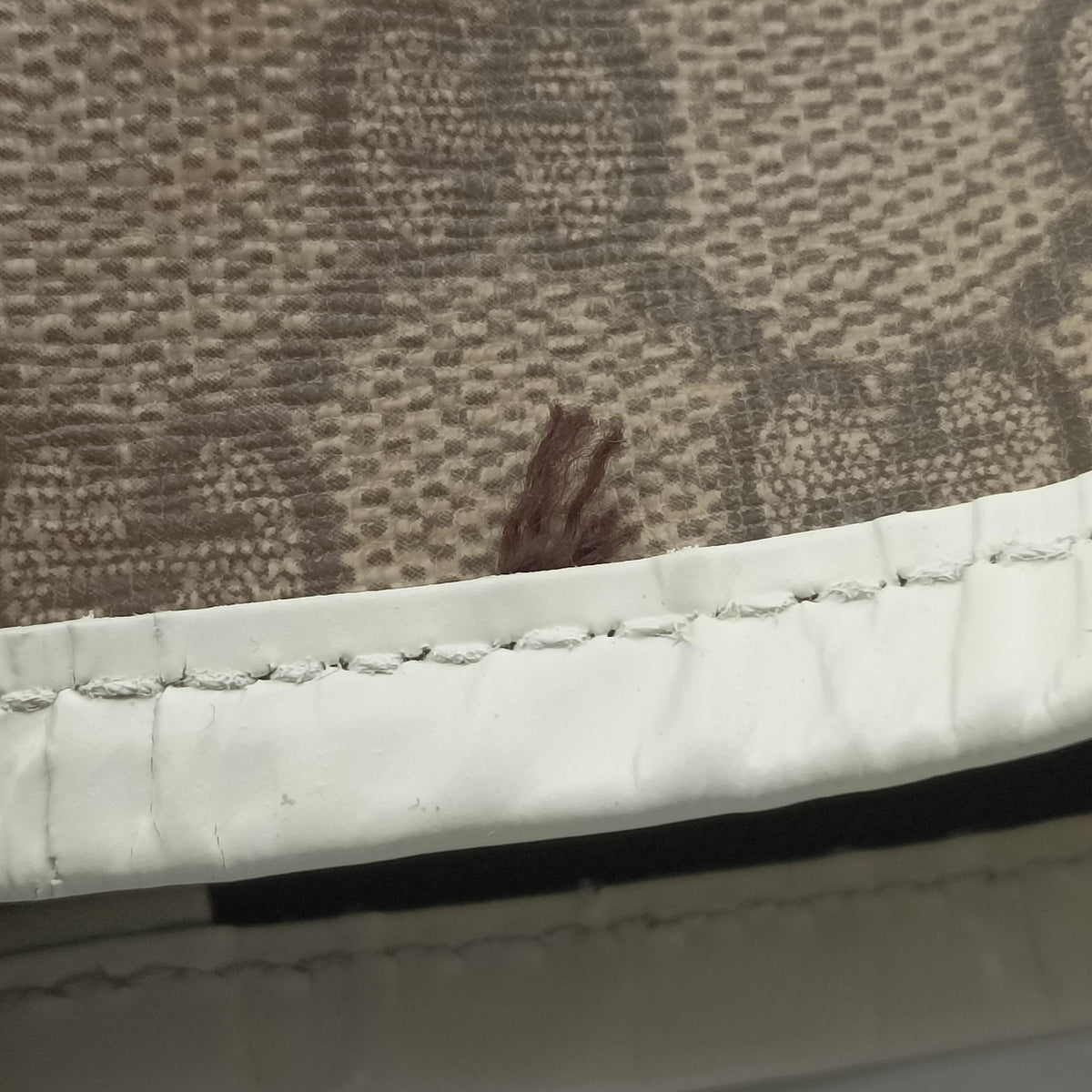 GG Supreme GG Plus heart flower beige×white PVC coated canvas×Leather 197953 C2795417GGスプリーム GGプラス ハート フラワー ベージュ×ホワイト PVCコーティングキャンバス×レザー 197953 C2795417