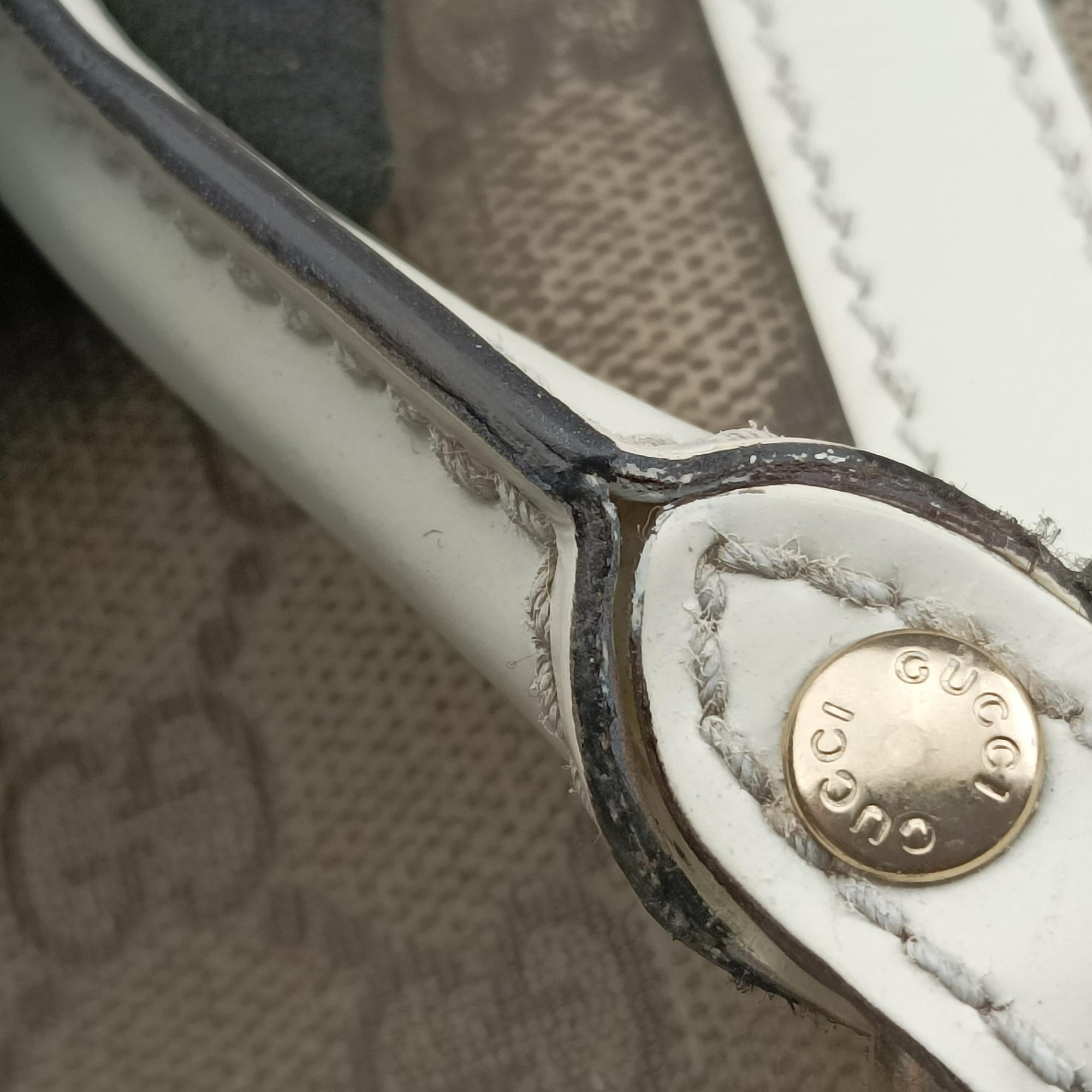 GG Supreme GG Plus heart flower beige×white PVC coated canvas×Leather 197953 C2795417GGスプリーム GGプラス ハート フラワー ベージュ×ホワイト PVCコーティングキャンバス×レザー 197953 C2795417