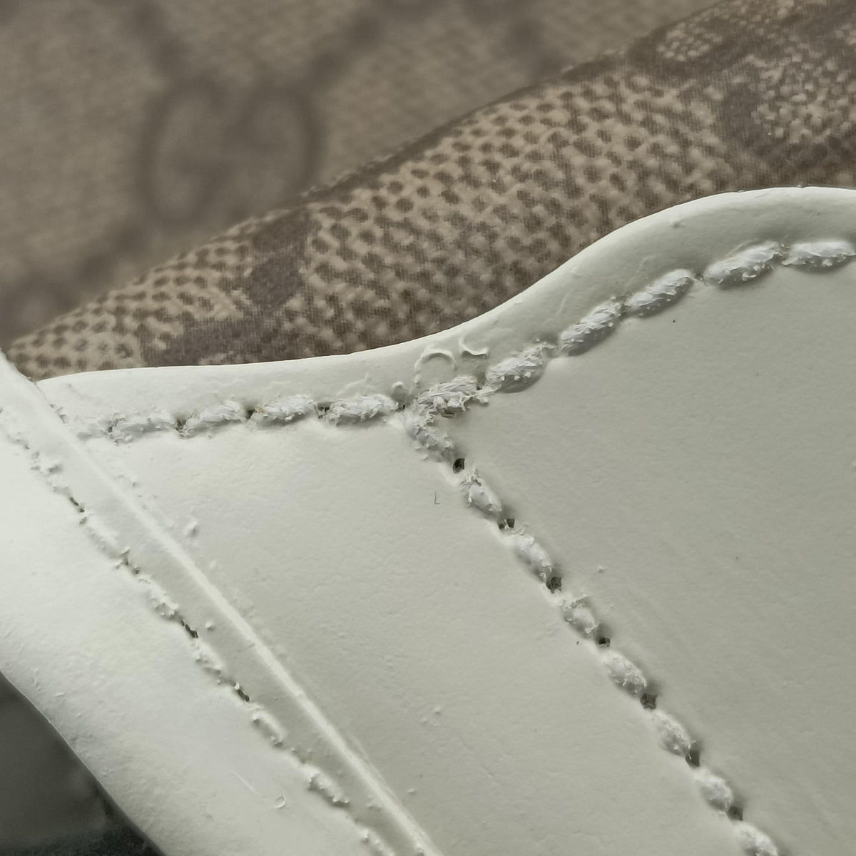 GG Supreme GG Plus heart flower beige×white PVC coated canvas×Leather 197953 C2795417GGスプリーム GGプラス ハート フラワー ベージュ×ホワイト PVCコーティングキャンバス×レザー 197953 C2795417