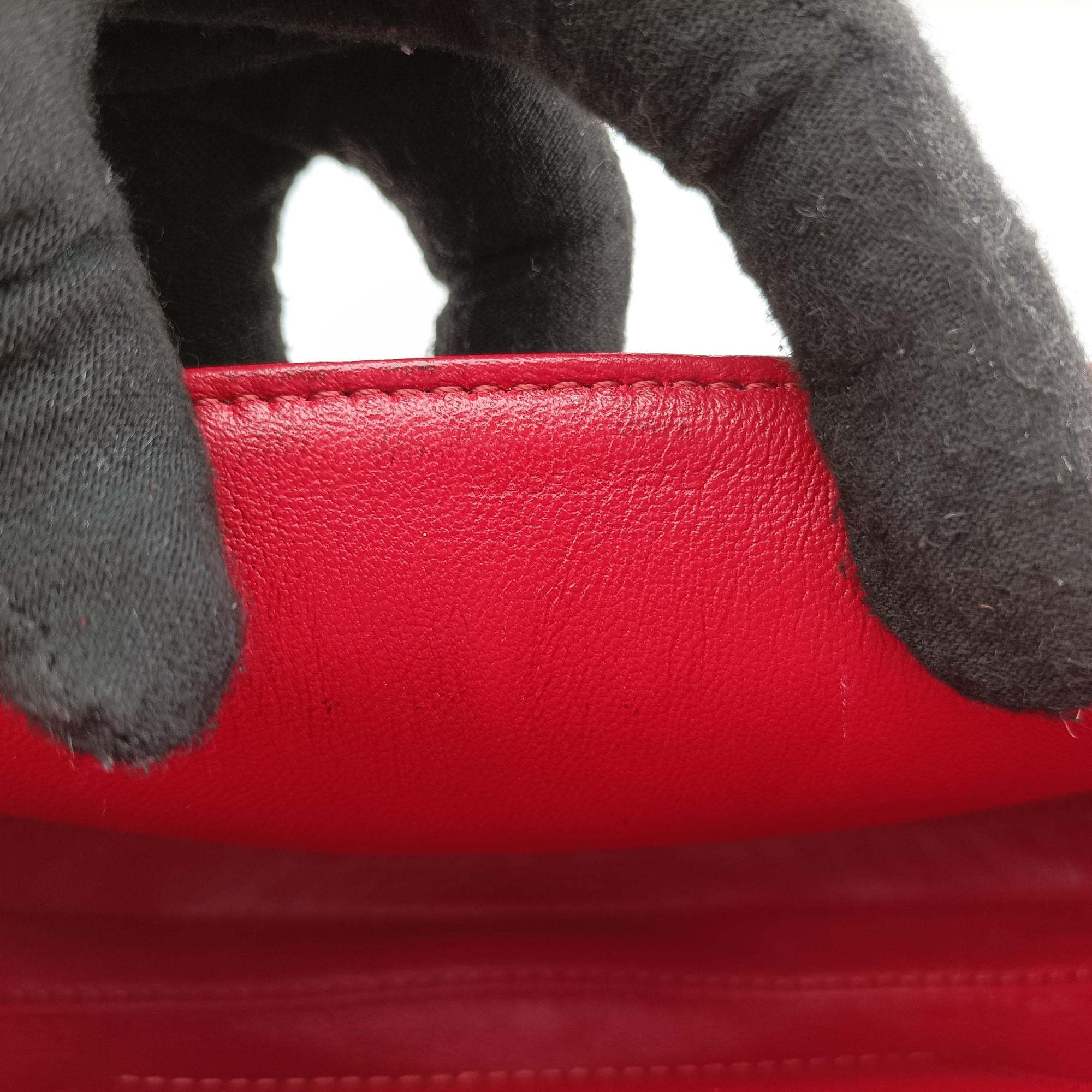 Small Besace 16 Red Leather U-SL-1109スモール ブザス 16セーズ レッド レザー U-SL-1109