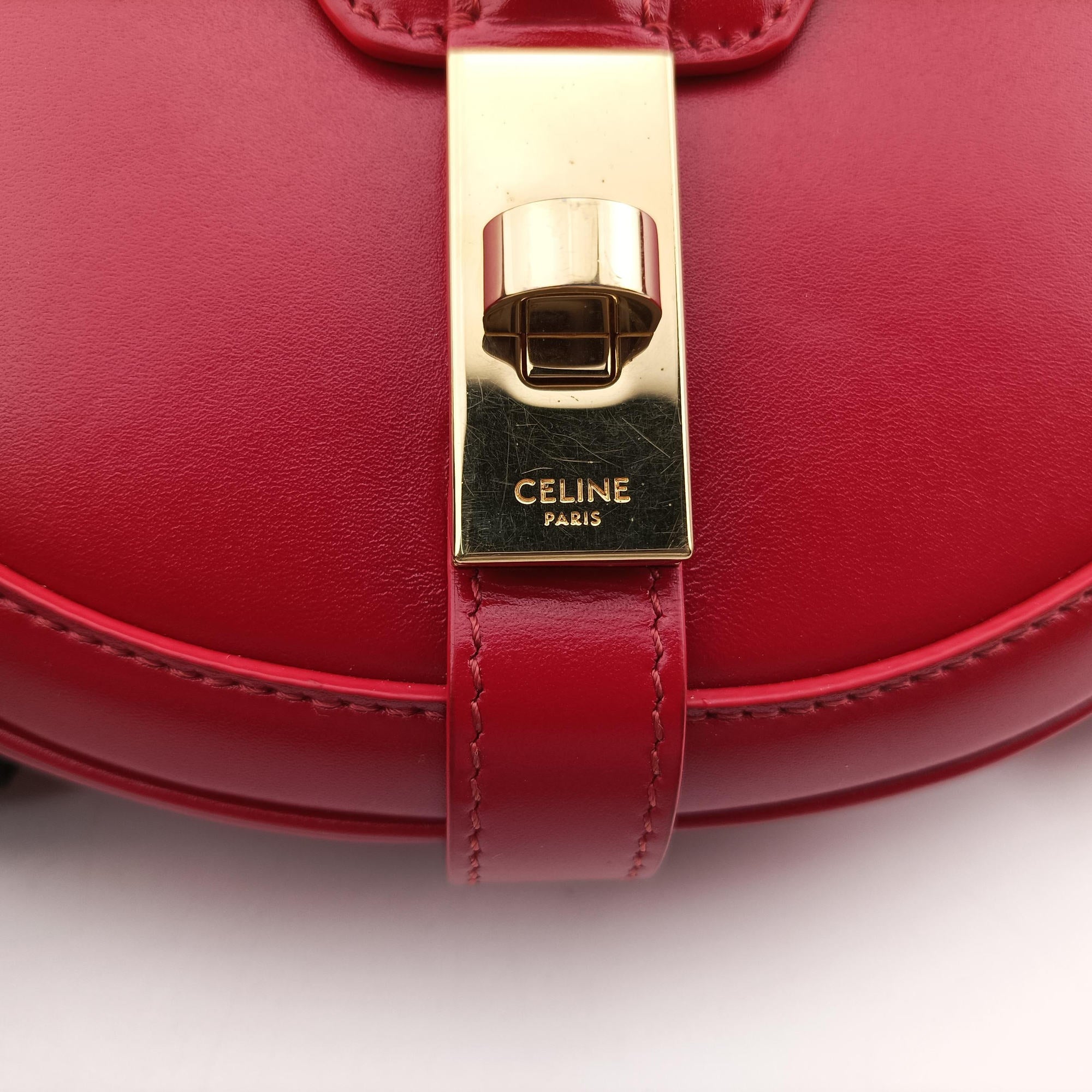 Small Besace 16 Red Leather U-SL-1109スモール ブザス 16セーズ レッド レザー U-SL-1109