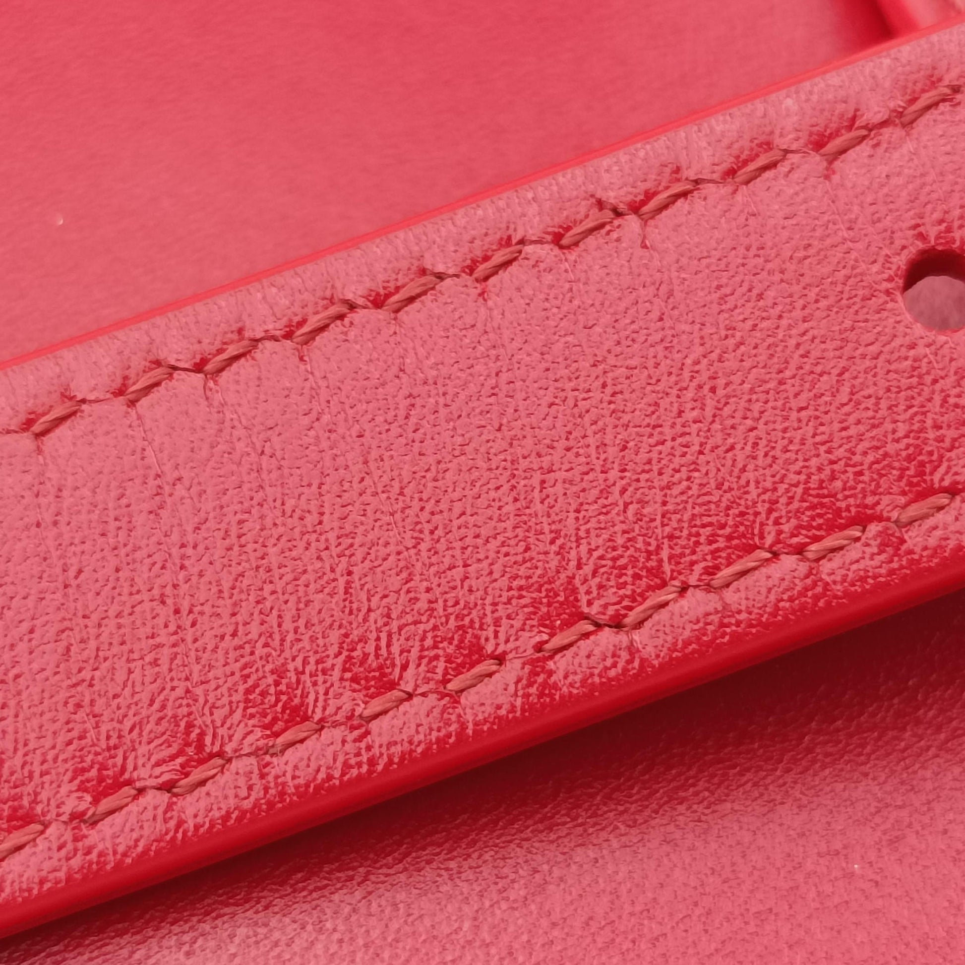 Small Besace 16 Red Leather U-SL-1109スモール ブザス 16セーズ レッド レザー U-SL-1109