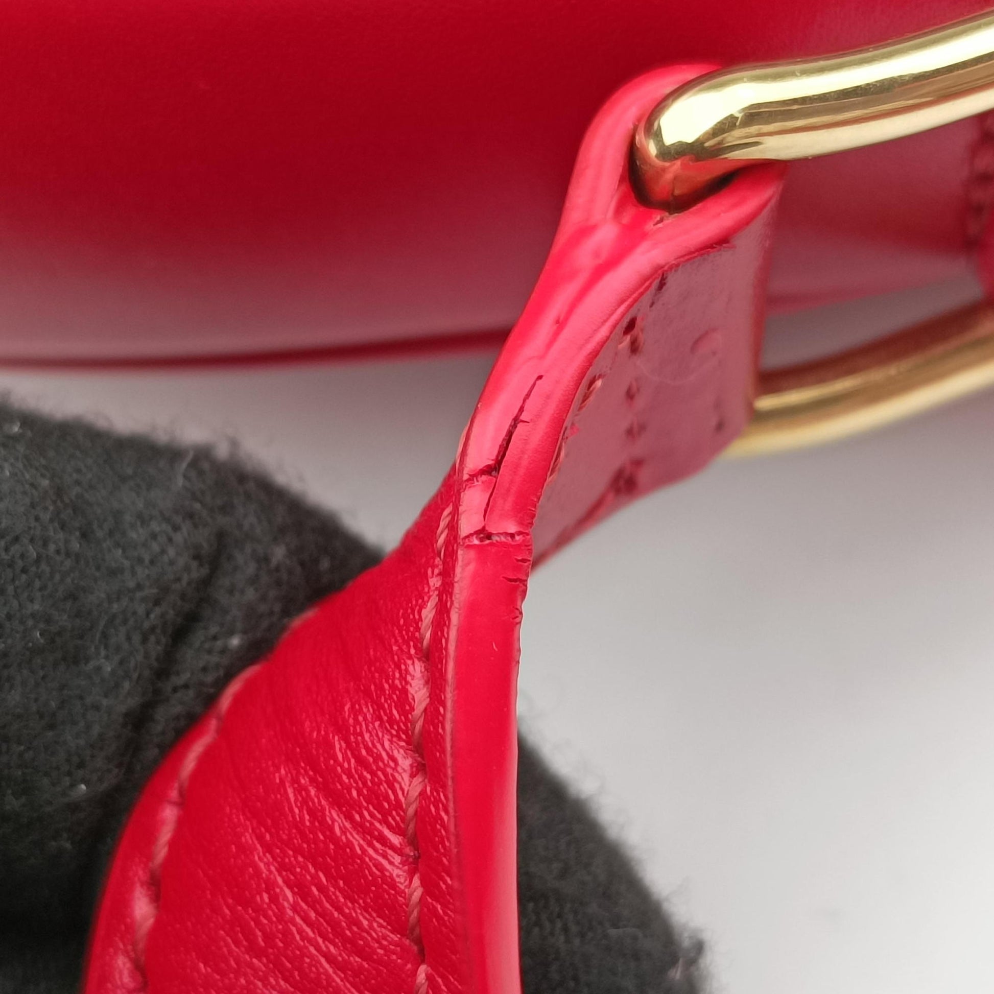 Small Besace 16 Red Leather U-SL-1109スモール ブザス 16セーズ レッド レザー U-SL-1109