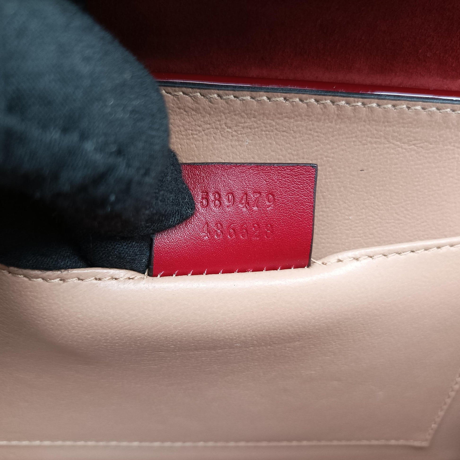 Sylvie Red Patent Leather 589479 E030331707シルヴィ レッド パテント 589479 E030331707