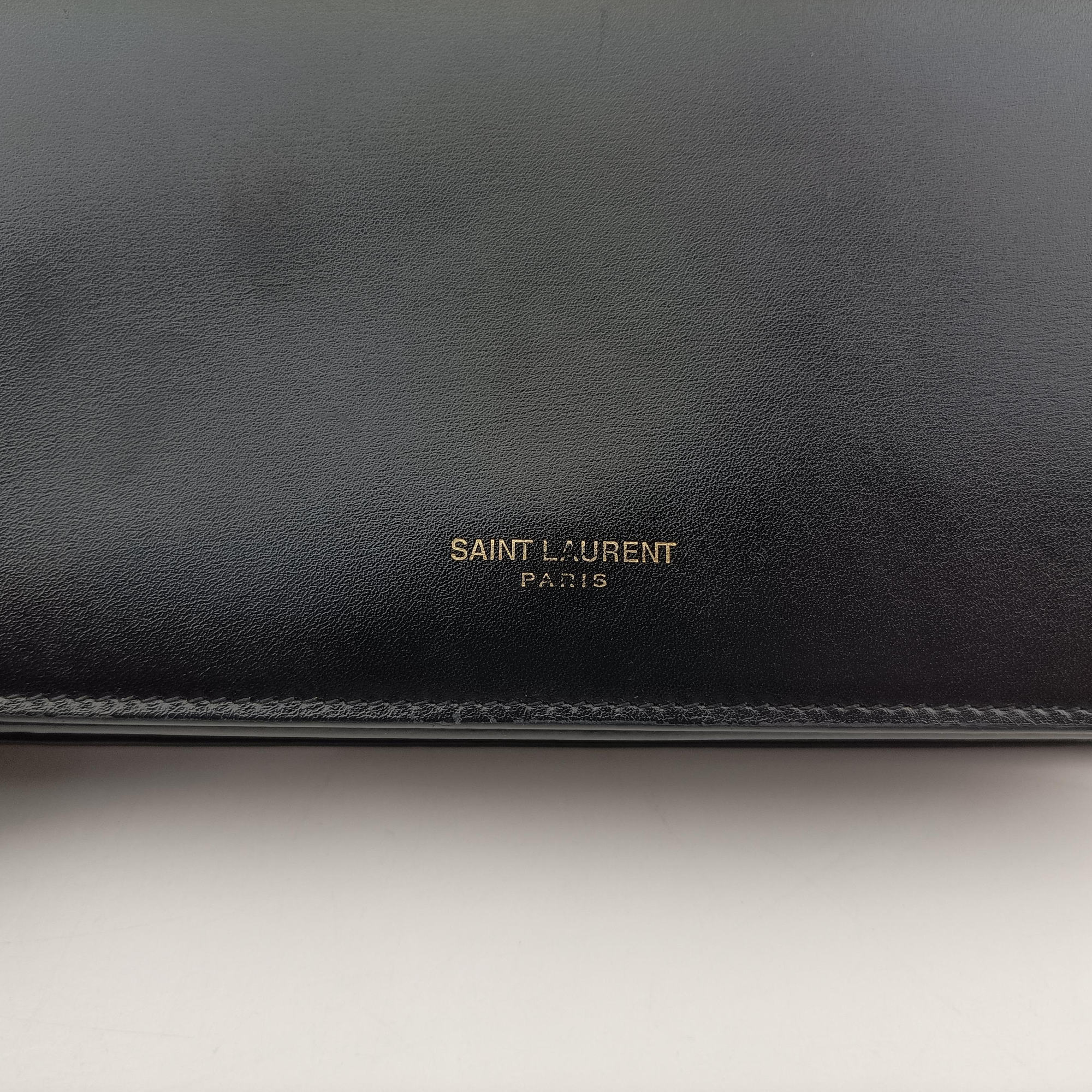 Pre-owned Yves Saint Laurent classic simple logo Black Leather 769162 shoulderbag | stylenewstar