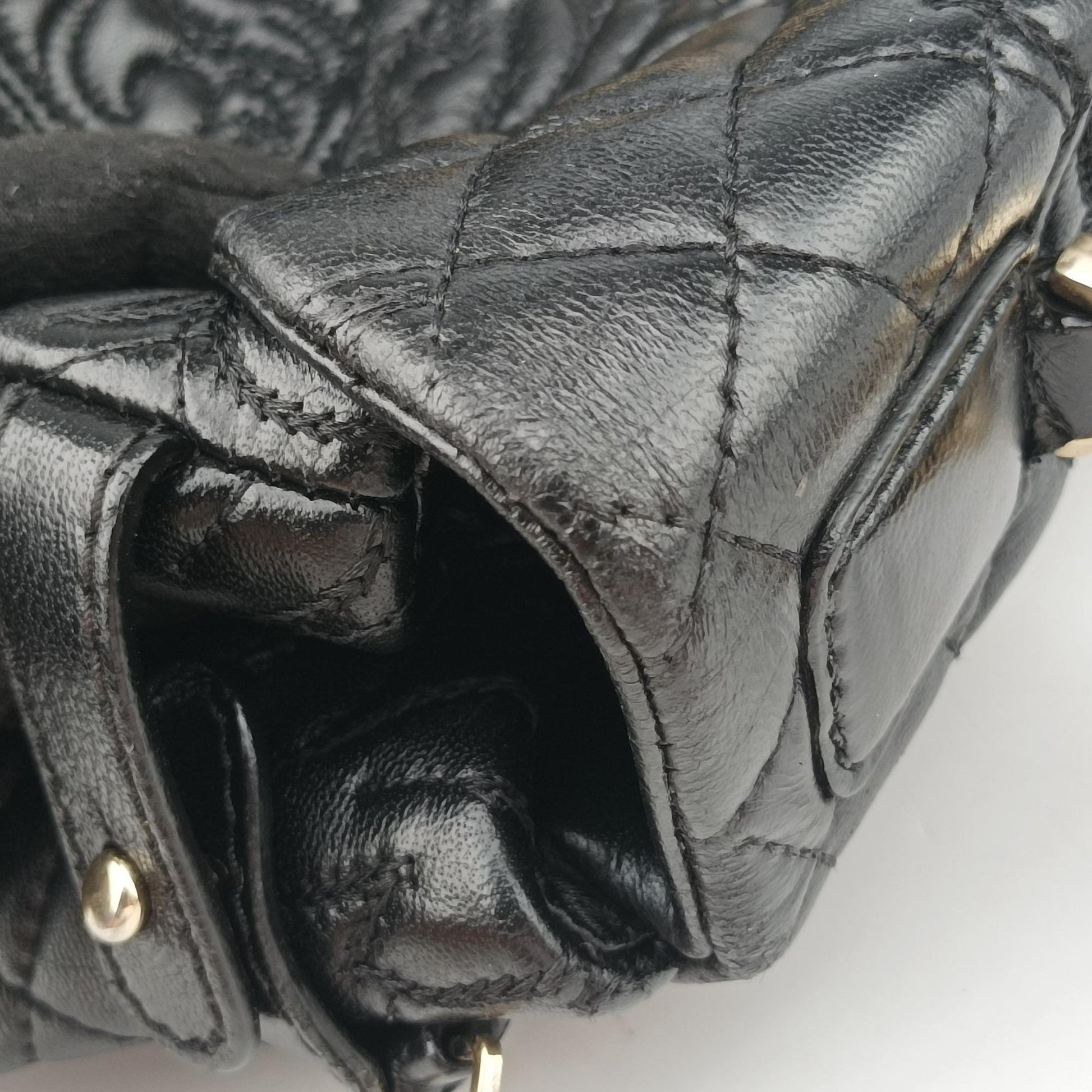 Secondhand VERSACE Embossed Leather Talia Vanitas Black Leather  shoulderbag | stylenewstar