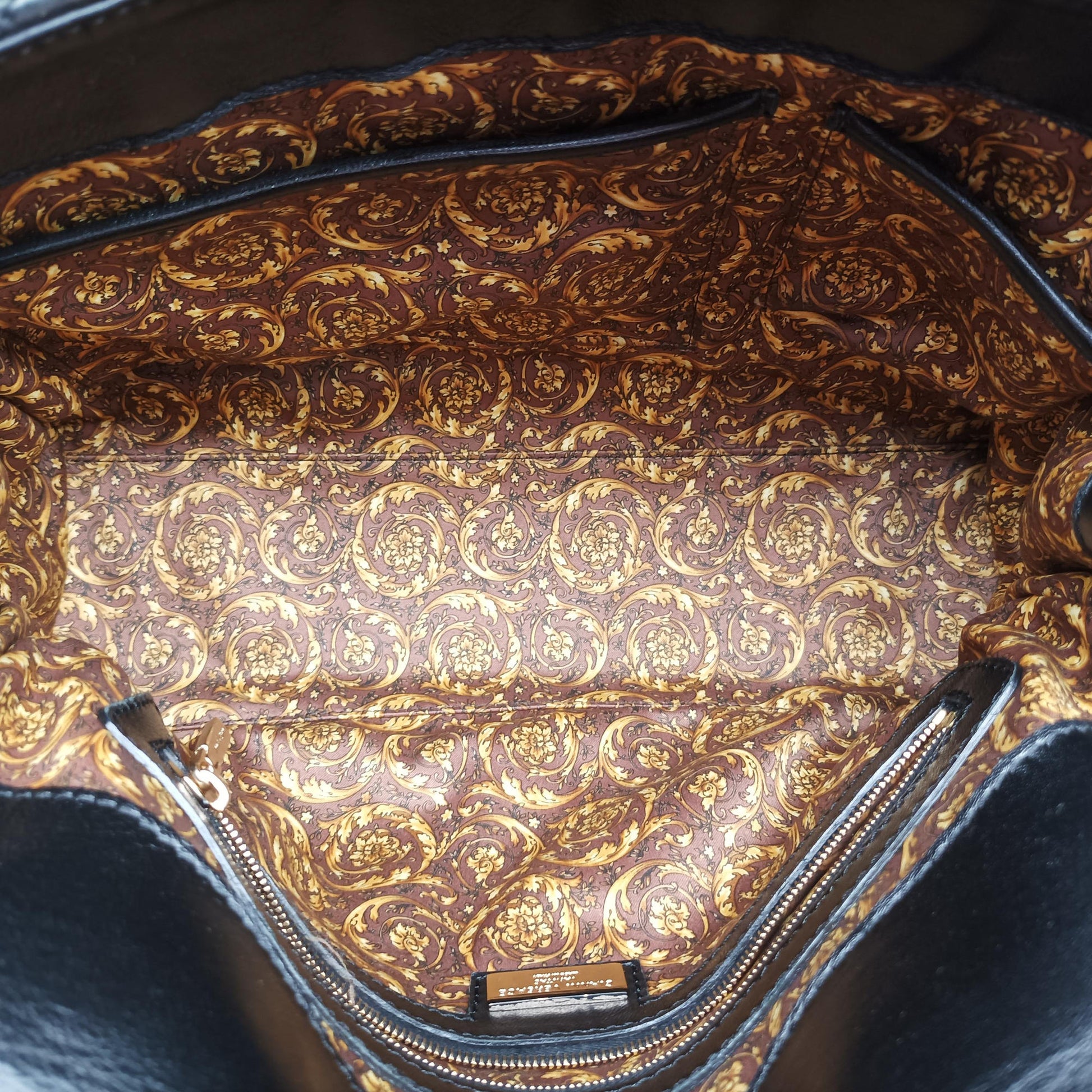 Secondhand VERSACE Embossed Leather Talia Vanitas Black Leather  shoulderbag | stylenewstar