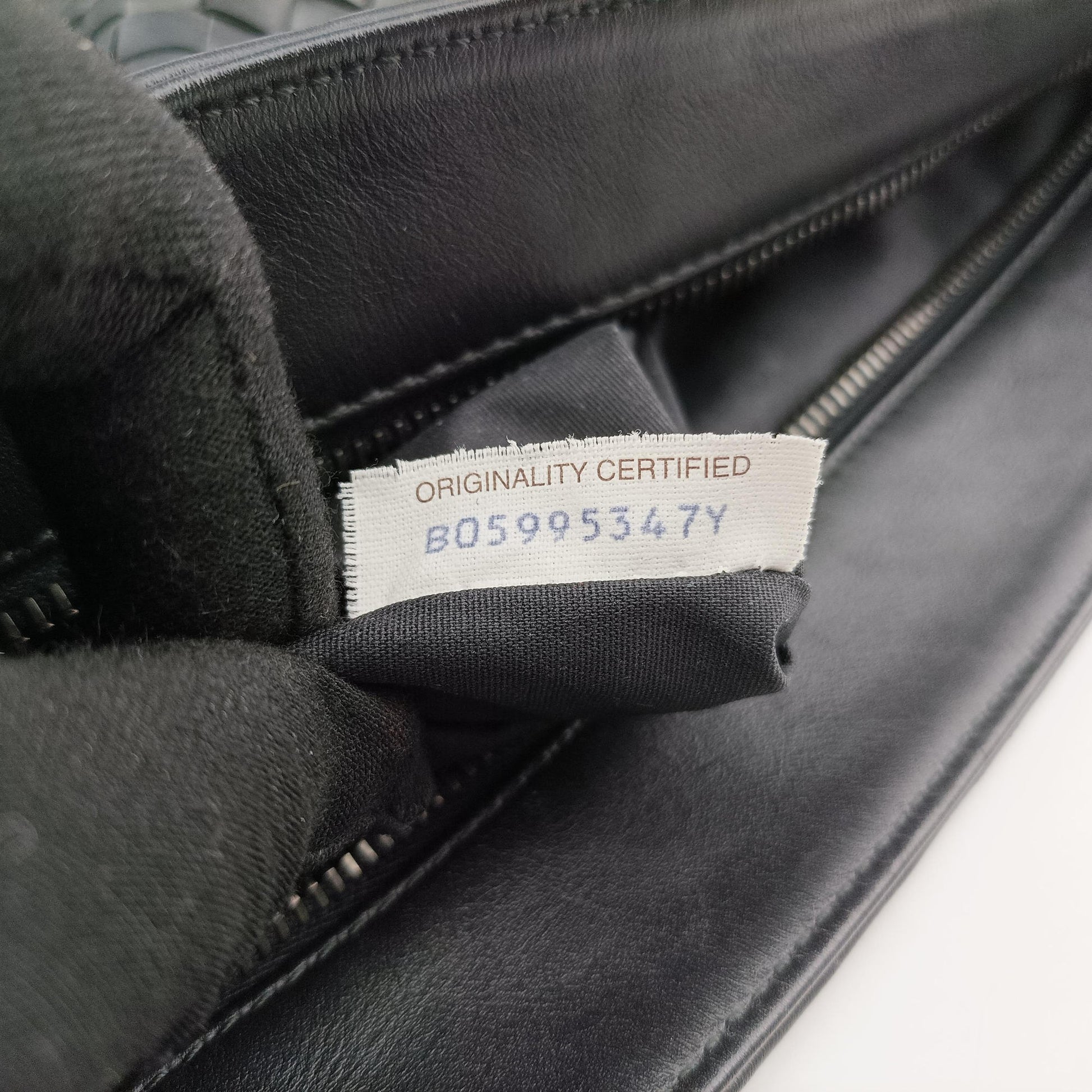 Intrecciato Black lambskin B05995347Yイントレチャート ブラック ラムスキン B05995347Y