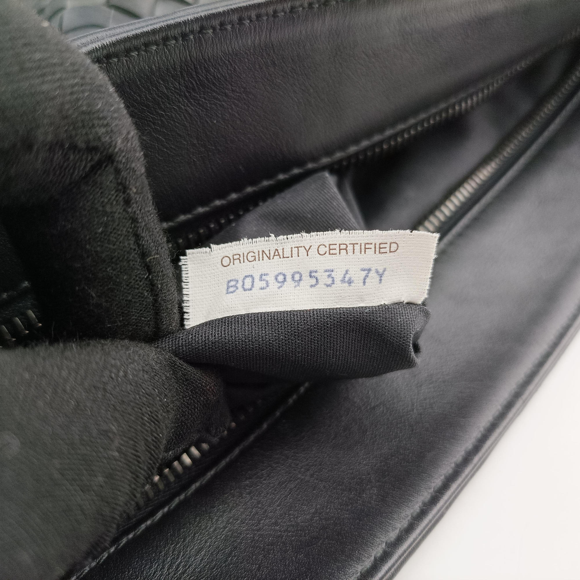 Intrecciato Black lambskin B05995347Yイントレチャート ブラック ラムスキン B05995347Y