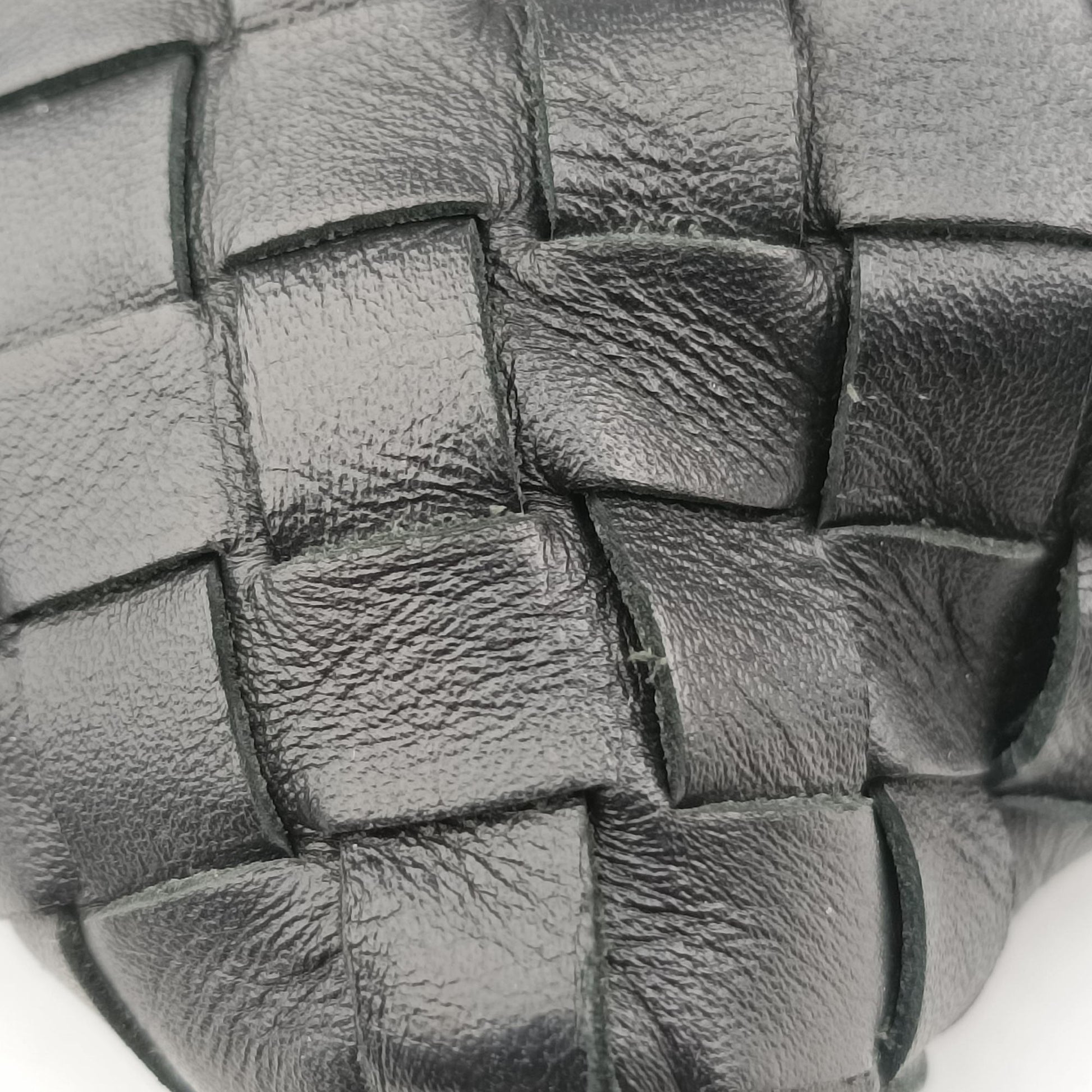 Intrecciato Black lambskin B05995347Yイントレチャート ブラック ラムスキン B05995347Y