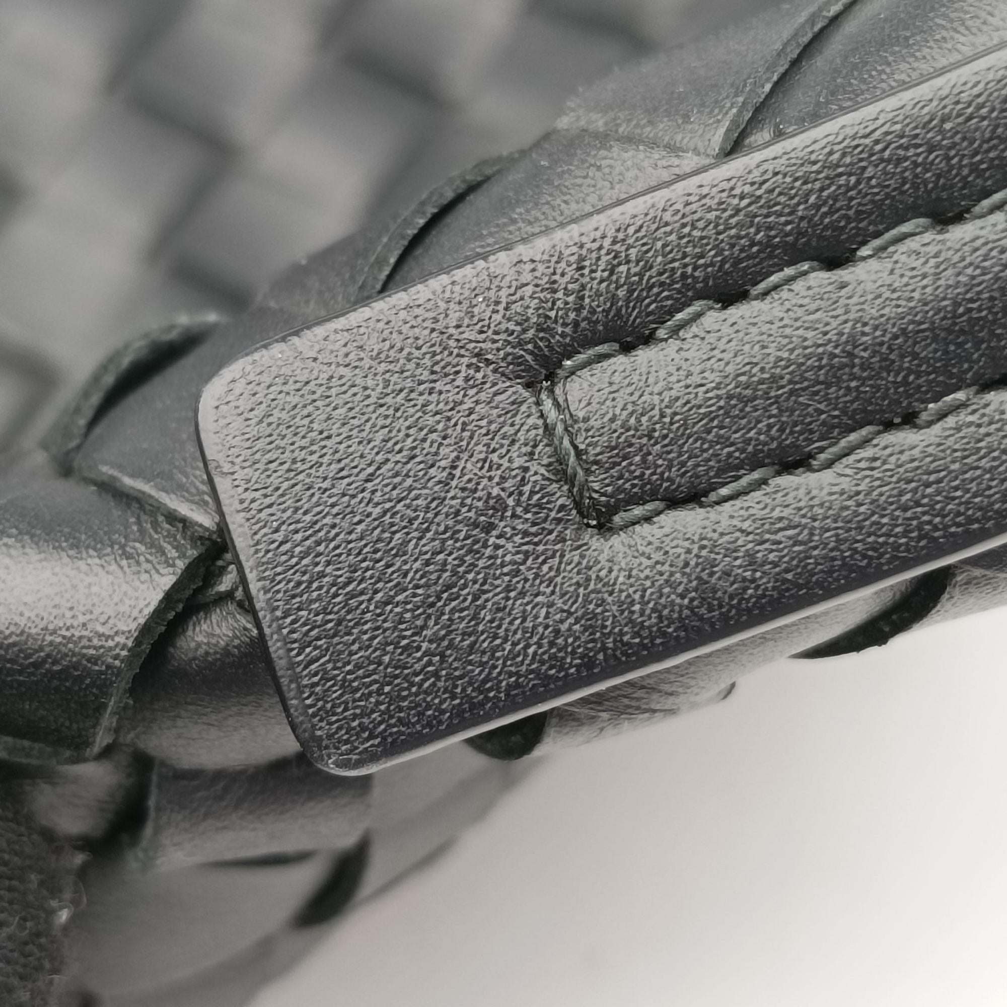 Intrecciato Black lambskin B05995347Yイントレチャート ブラック ラムスキン B05995347Y