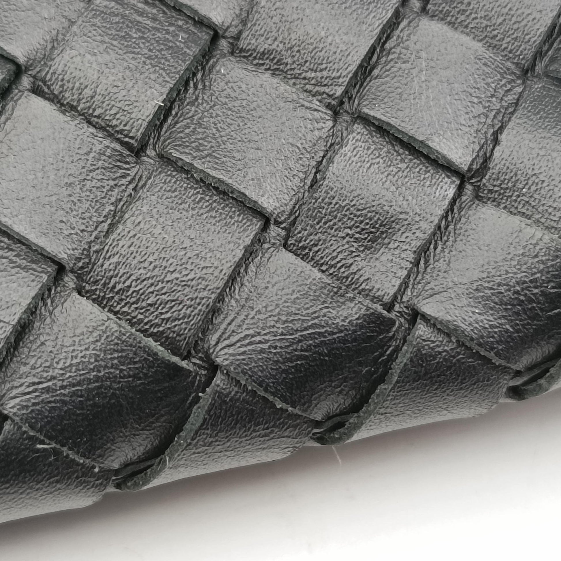 Intrecciato Black lambskin B05995347Yイントレチャート ブラック ラムスキン B05995347Y
