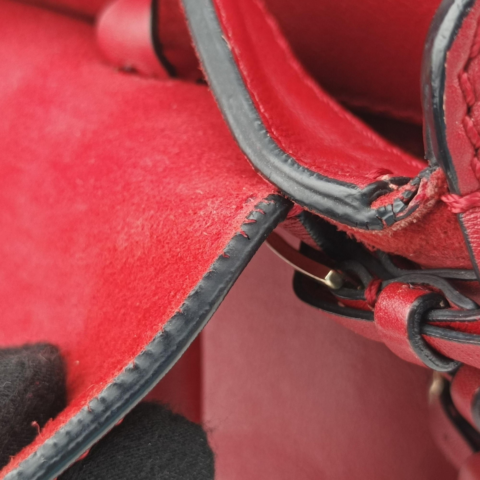 Pre-owned Valentino Buckle Strappy Satchel Red Leather  shoulderbag | stylenewstar