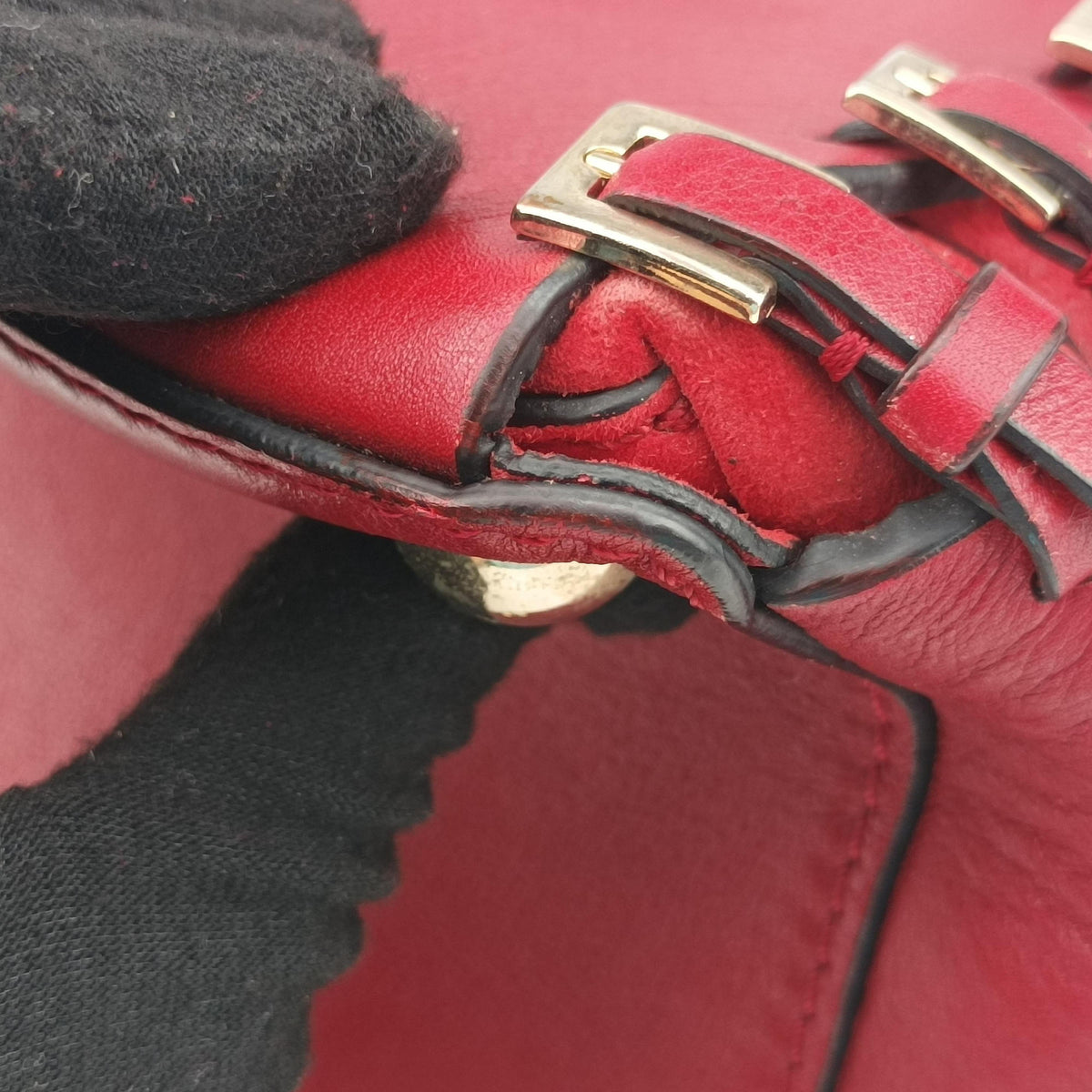 Pre-owned Valentino Buckle Strappy Satchel Red Leather  shoulderbag | stylenewstar
